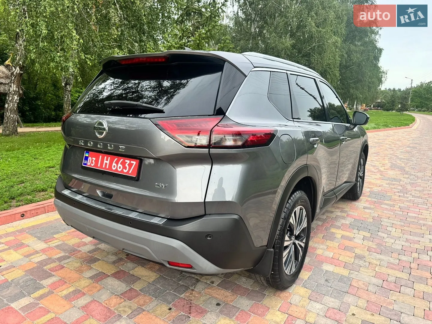 2021 Nissan Rogue - мініатюра 10