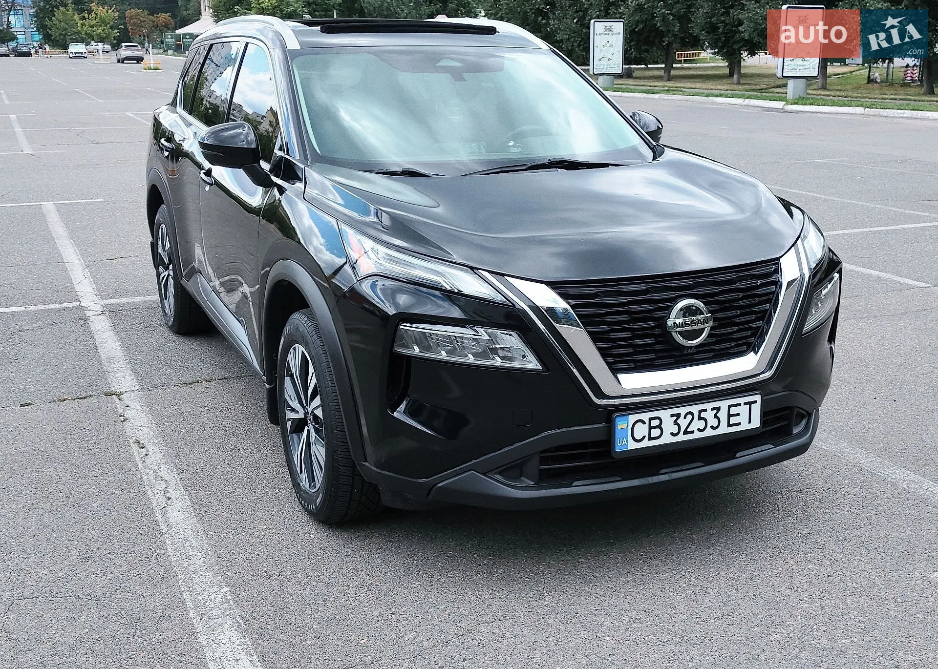 2021 Nissan Rogue - фото 1