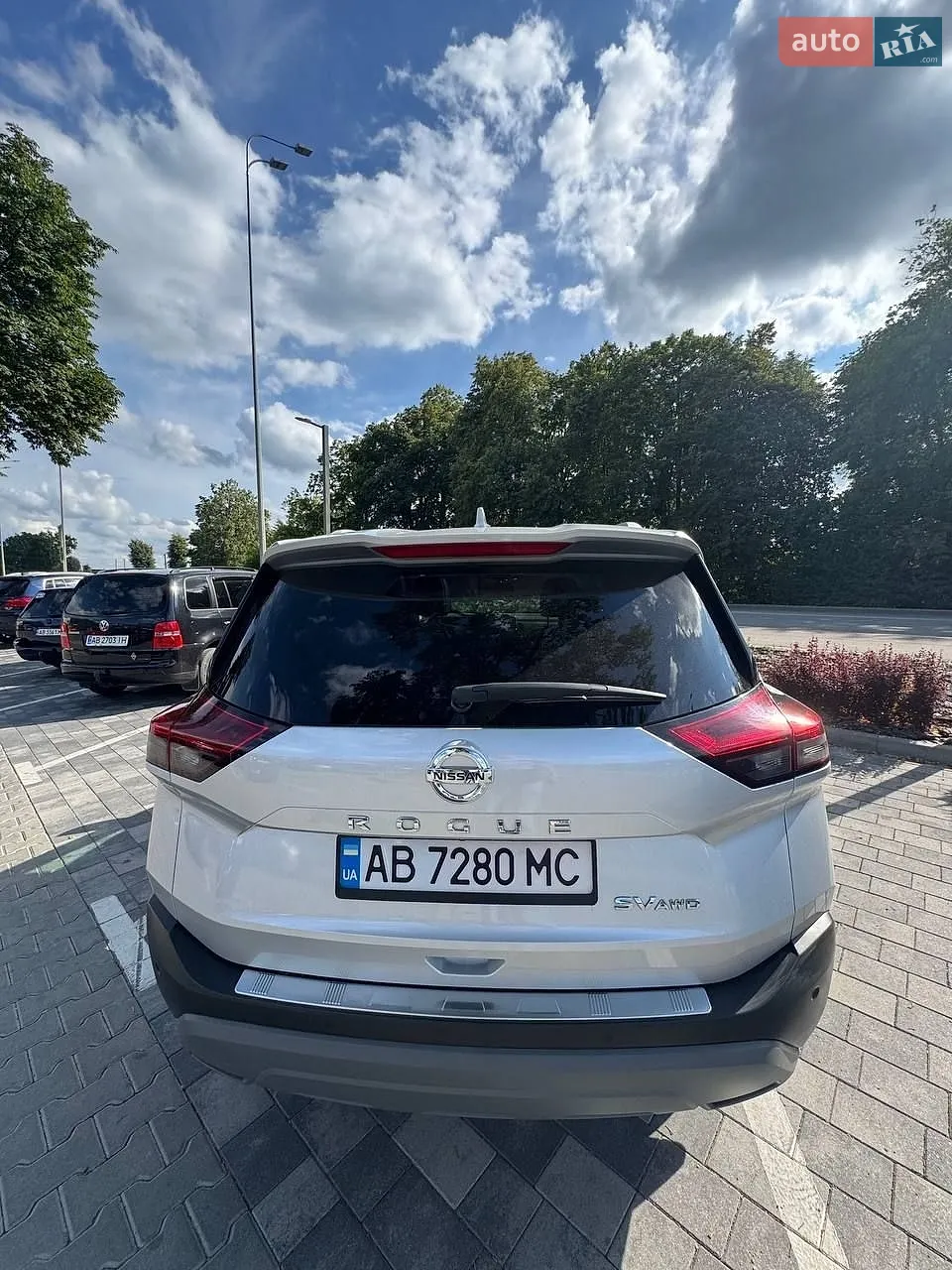 2021 Nissan Rogue - мініатюра 13