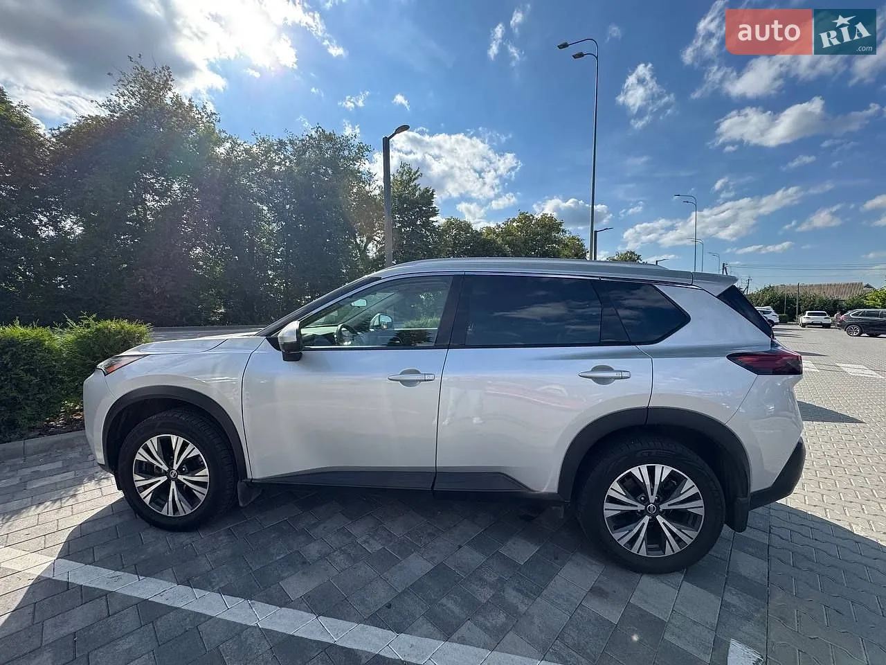 2021 Nissan Rogue - мініатюра 16