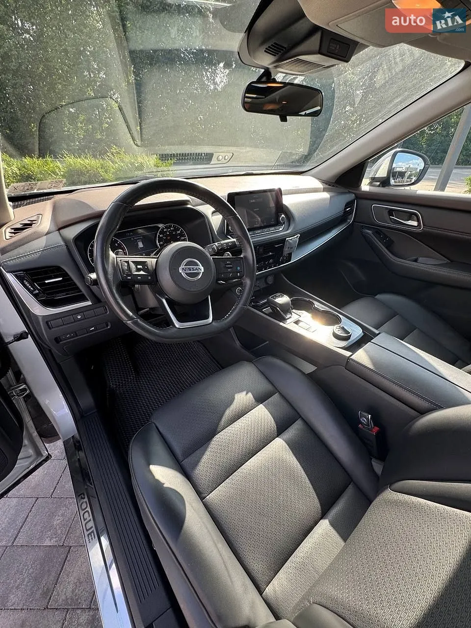 2021 Nissan Rogue - мініатюра 21
