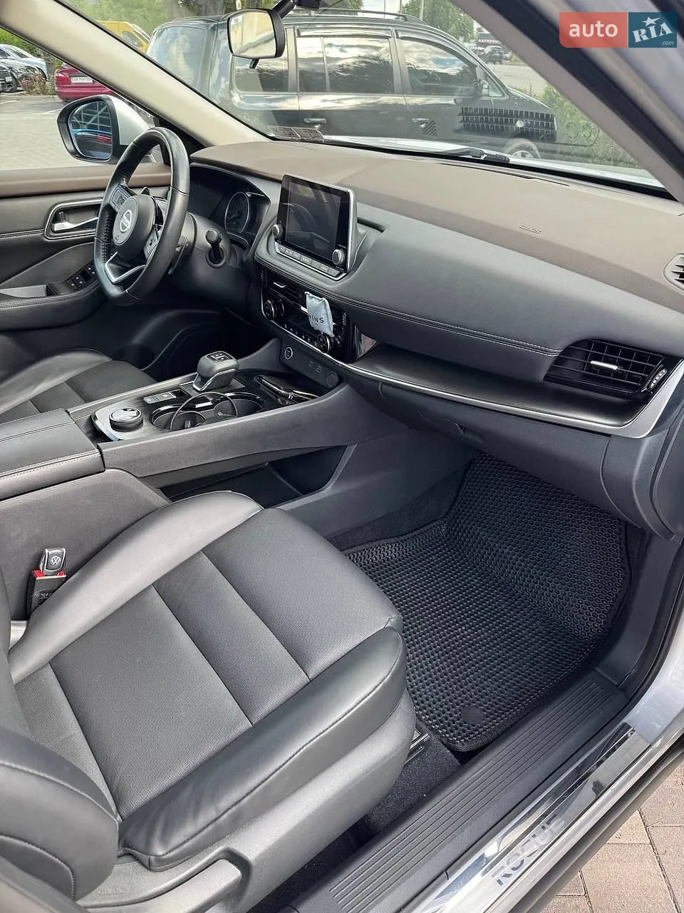 2021 Nissan Rogue - мініатюра 27