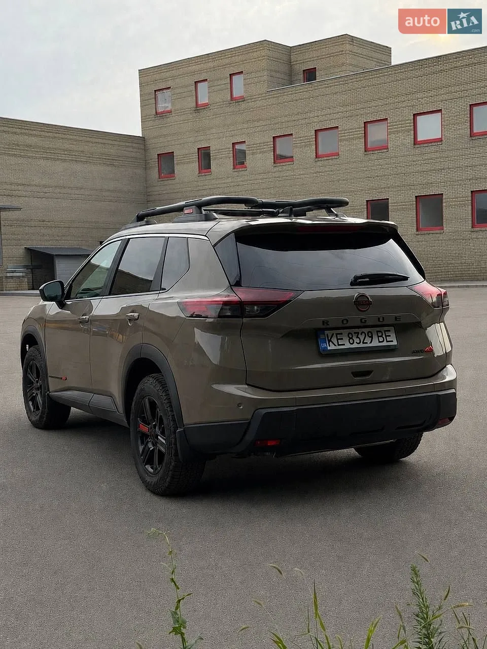 2025 Nissan Rogue - мініатюра 12