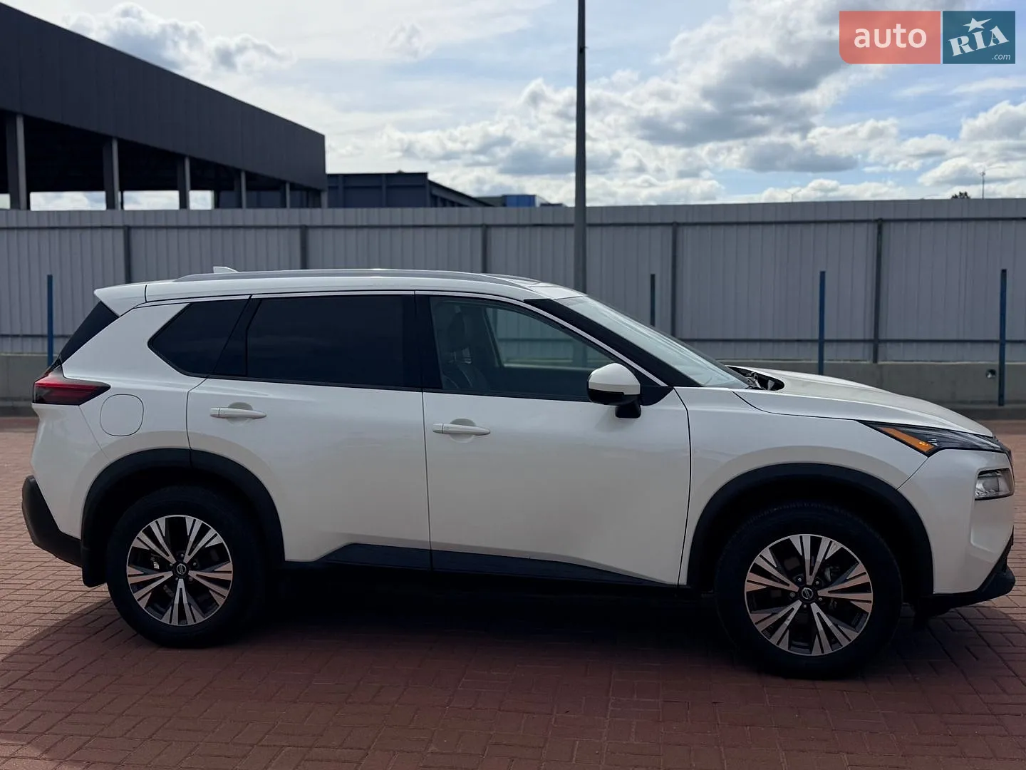 2020 Nissan Rogue - мініатюра 5
