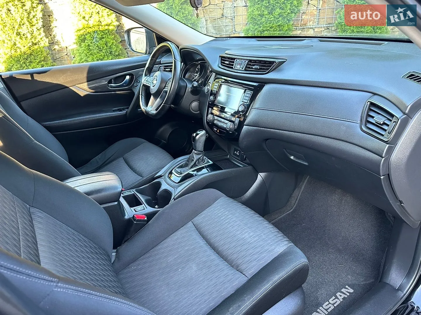 2018 Nissan Rogue - мініатюра 23