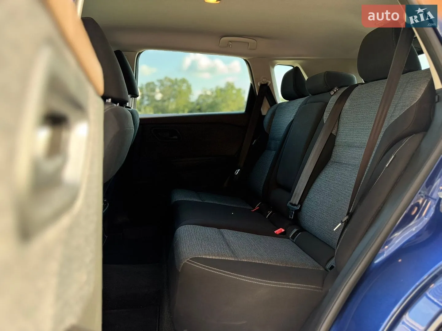 2021 Nissan Rogue - мініатюра 14