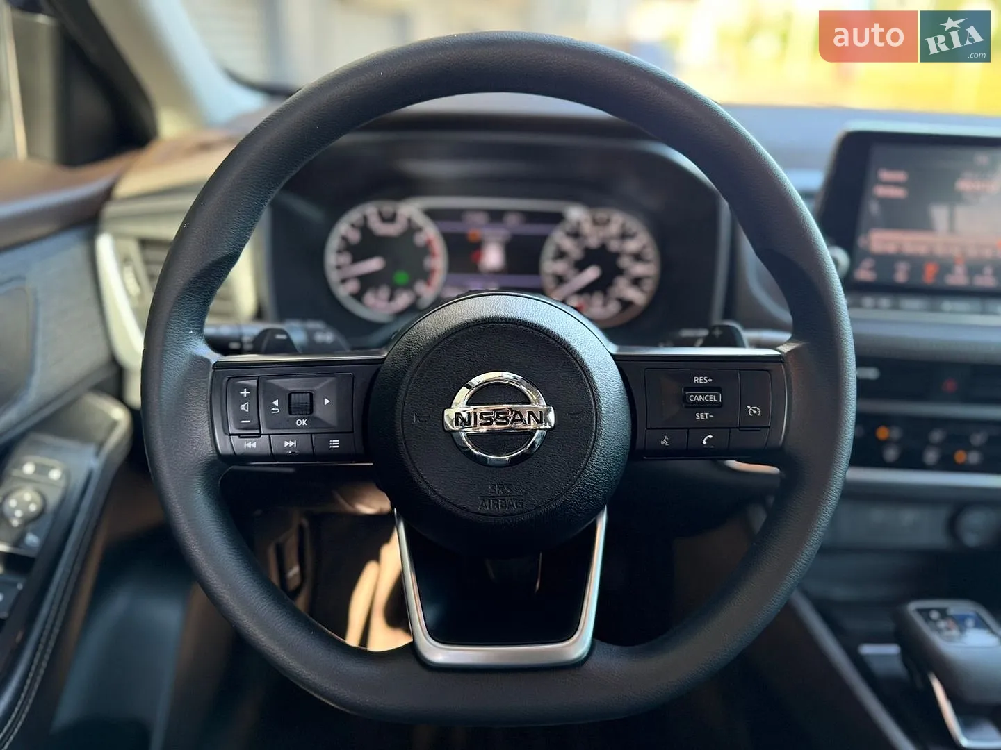 2021 Nissan Rogue - мініатюра 16