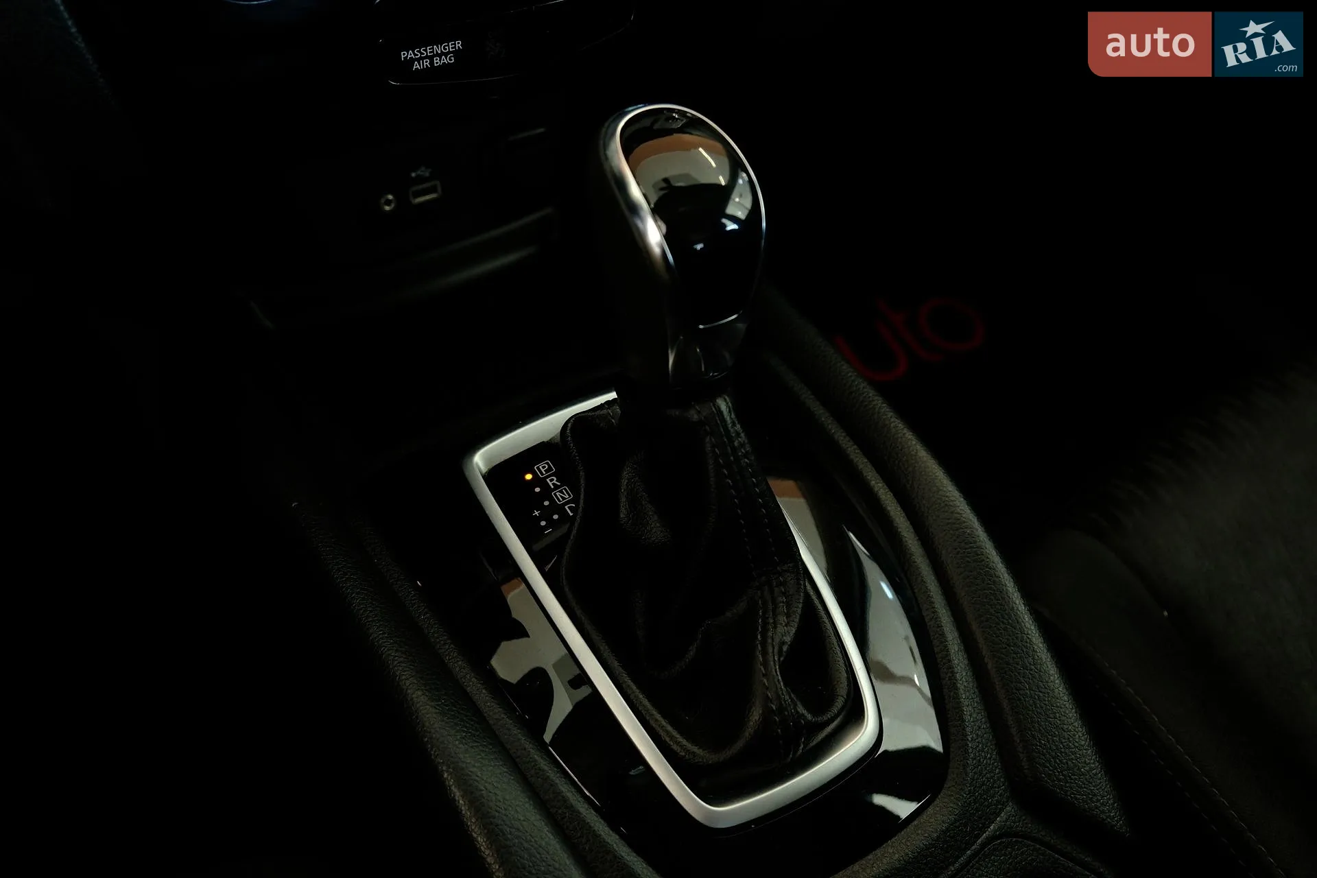 2018 Nissan Rogue - мініатюра 14