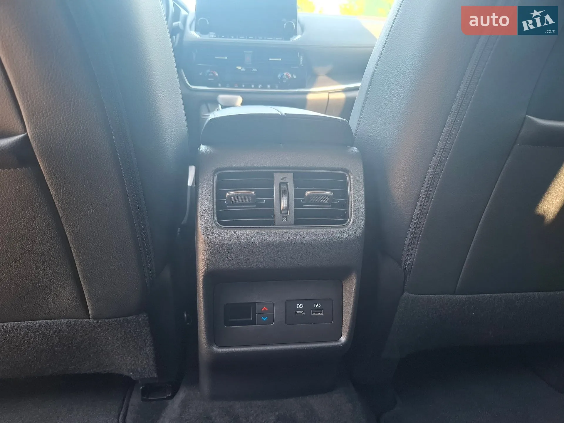 2021 Nissan Rogue - мініатюра 15