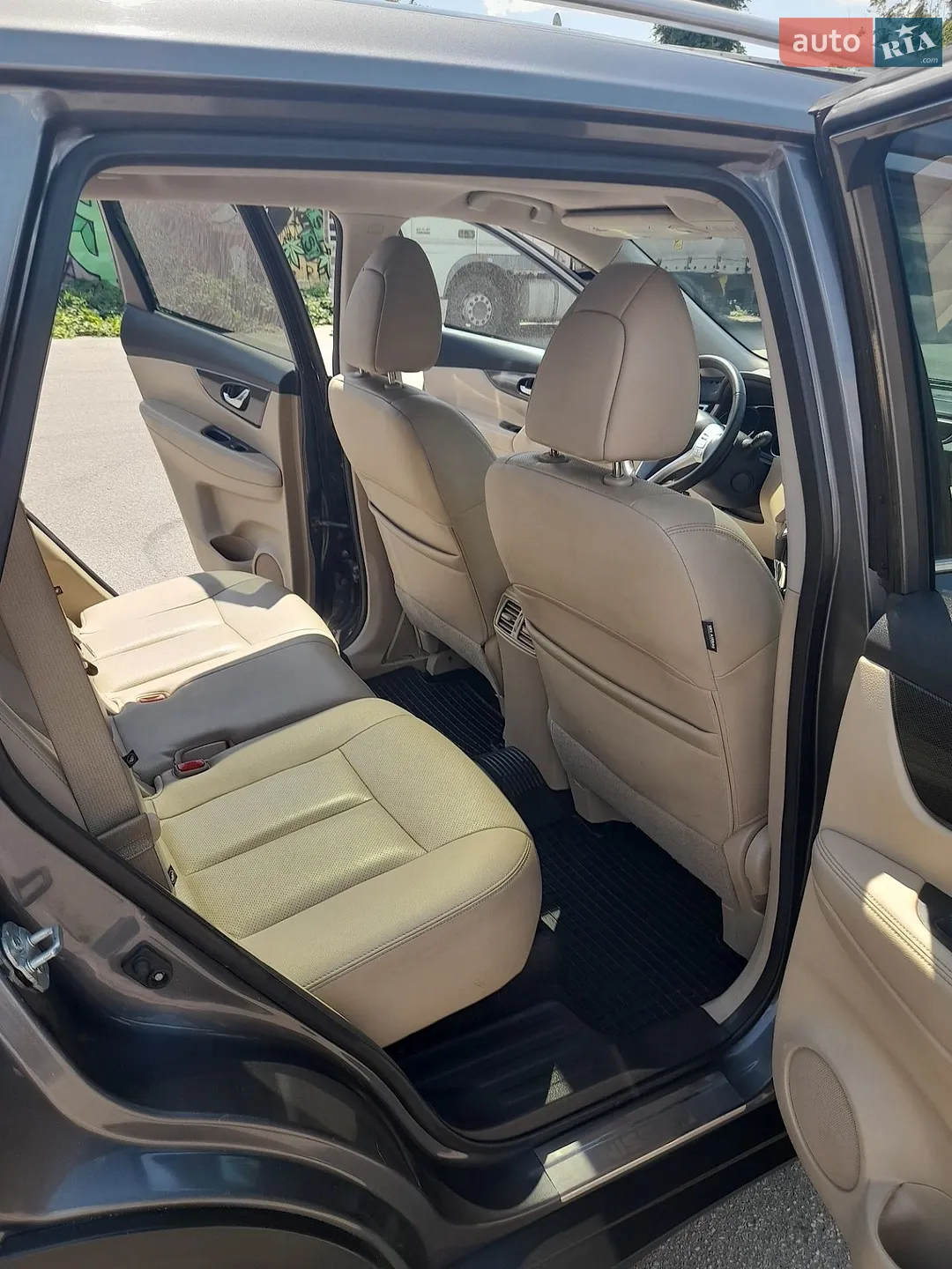 2016 Nissan Rogue - мініатюра 14