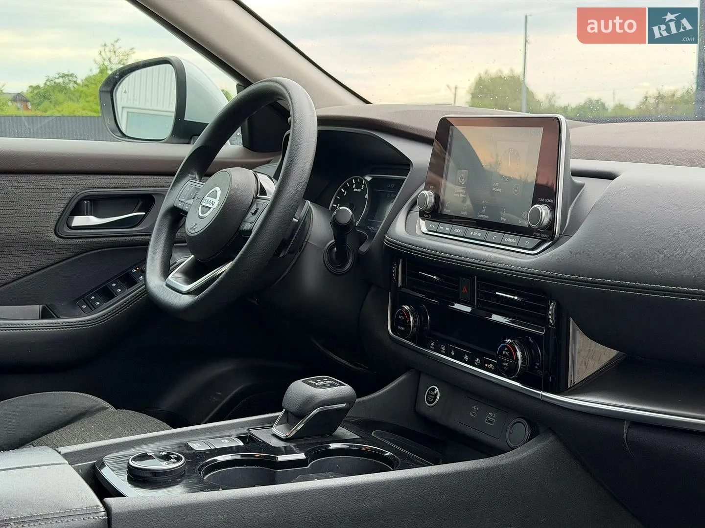 2021 Nissan Rogue - мініатюра 20