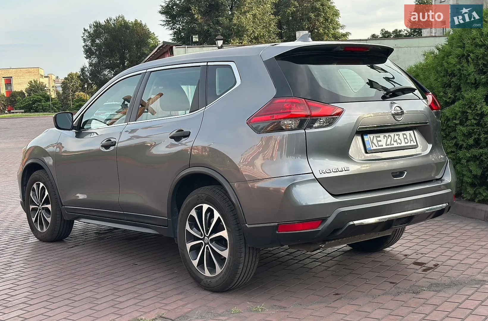 2016 Nissan Rogue - мініатюра 11