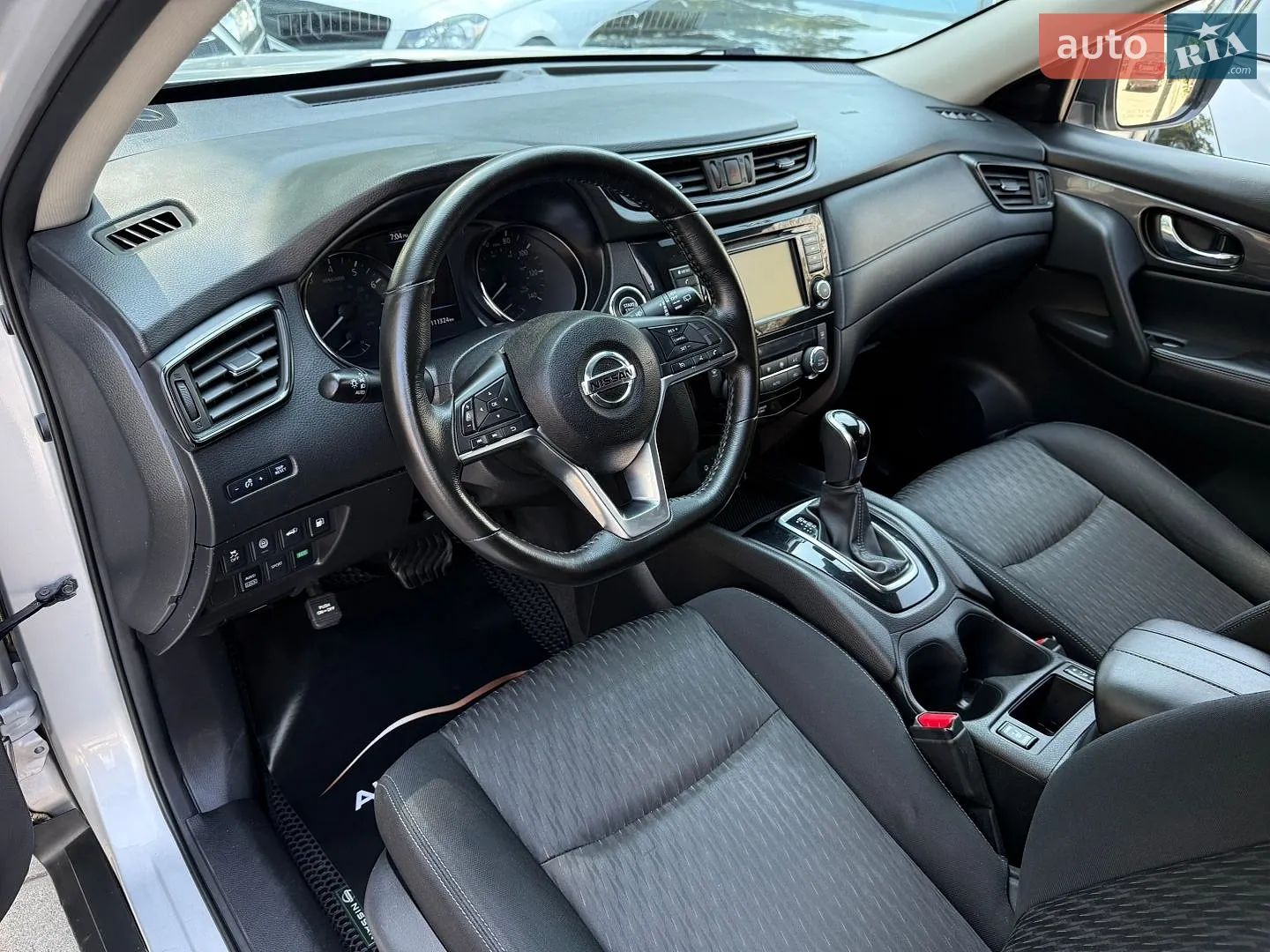 2018 Nissan Rogue - мініатюра 25