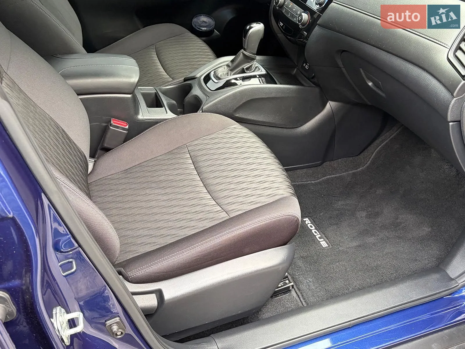 2020 Nissan Rogue - мініатюра 32