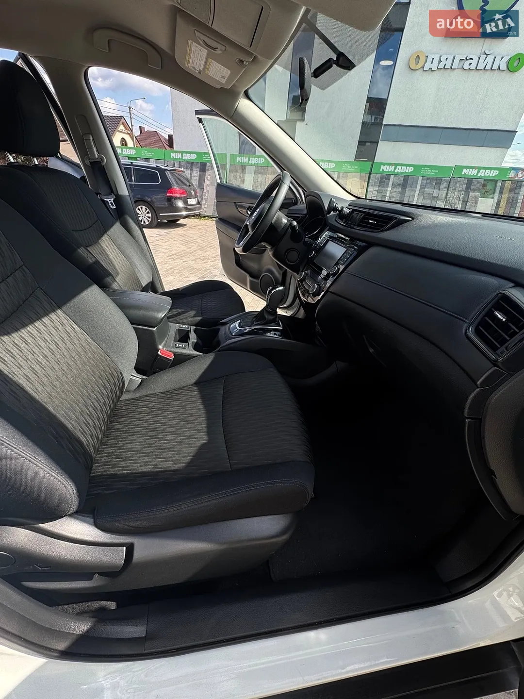 2017 Nissan Rogue - мініатюра 14