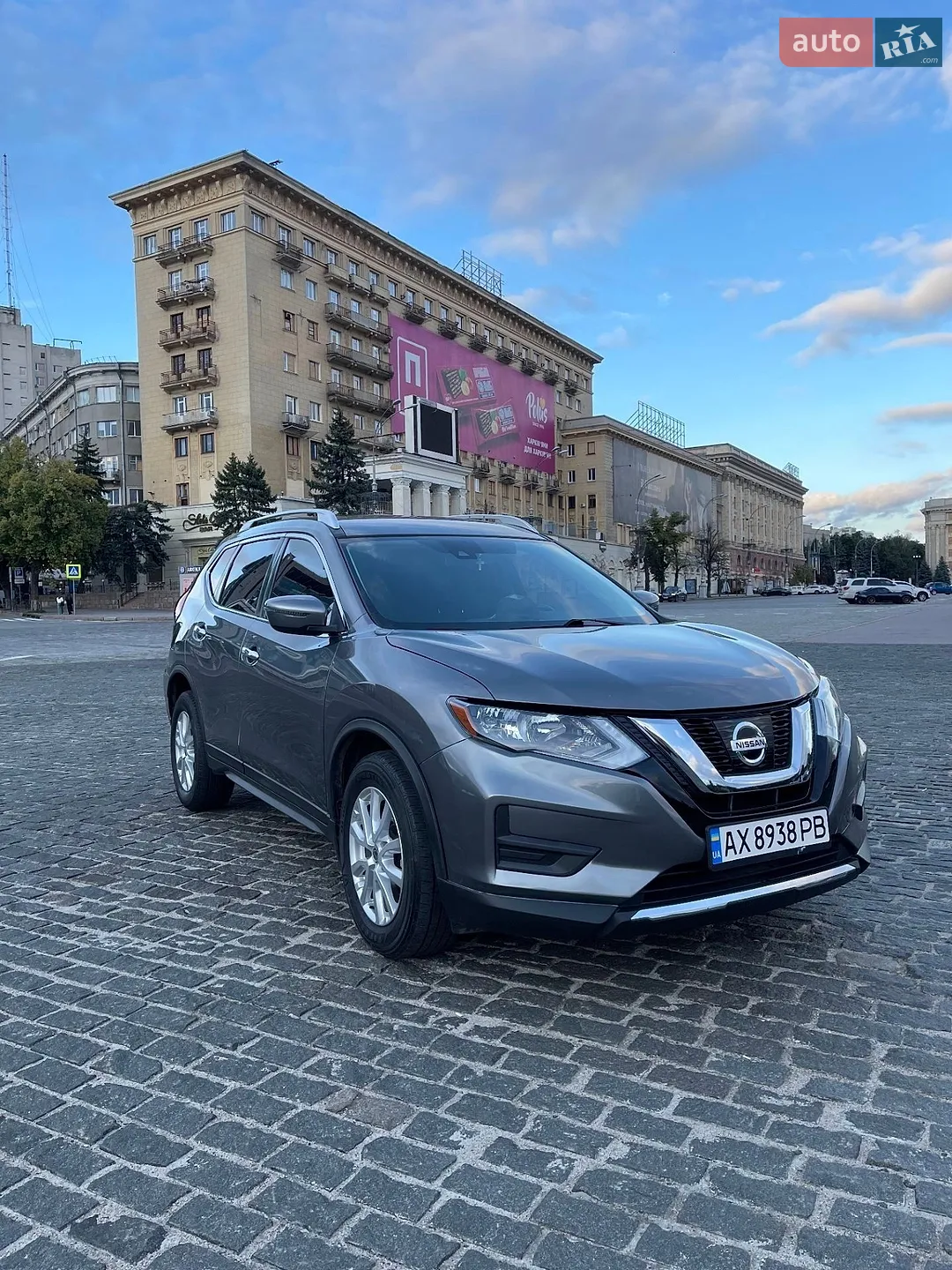 2018 Nissan Rogue - фото 1