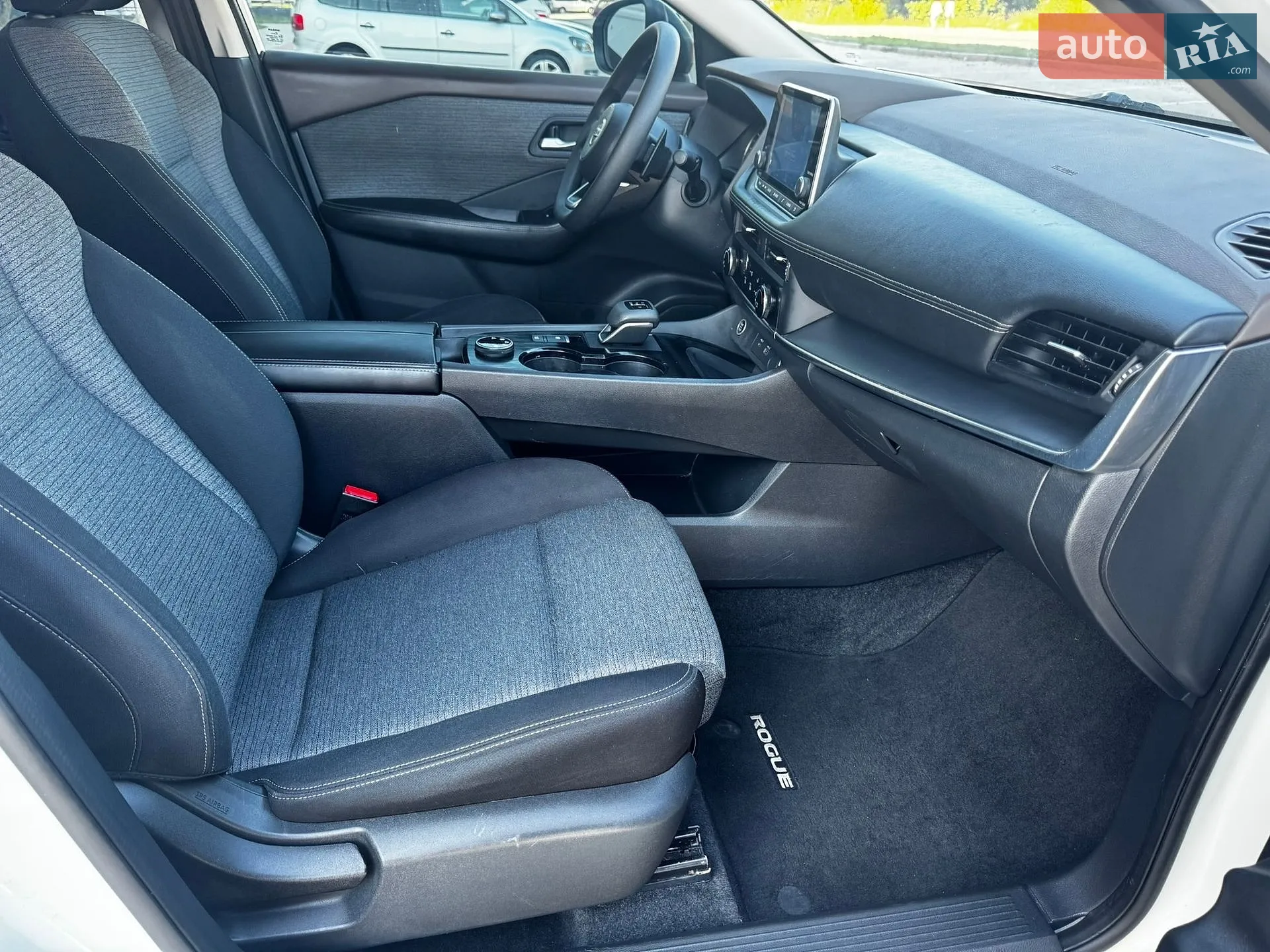2021 Nissan Rogue - мініатюра 14