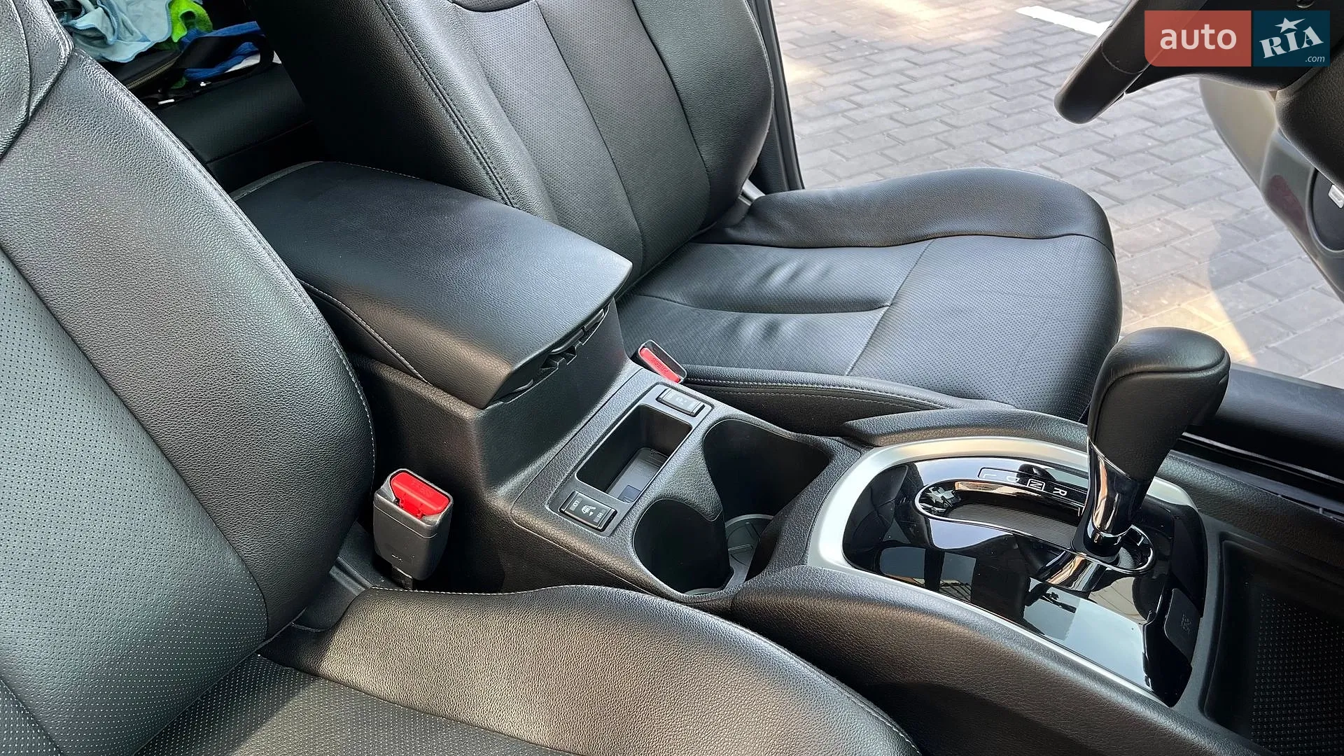 2016 Nissan Rogue - мініатюра 36
