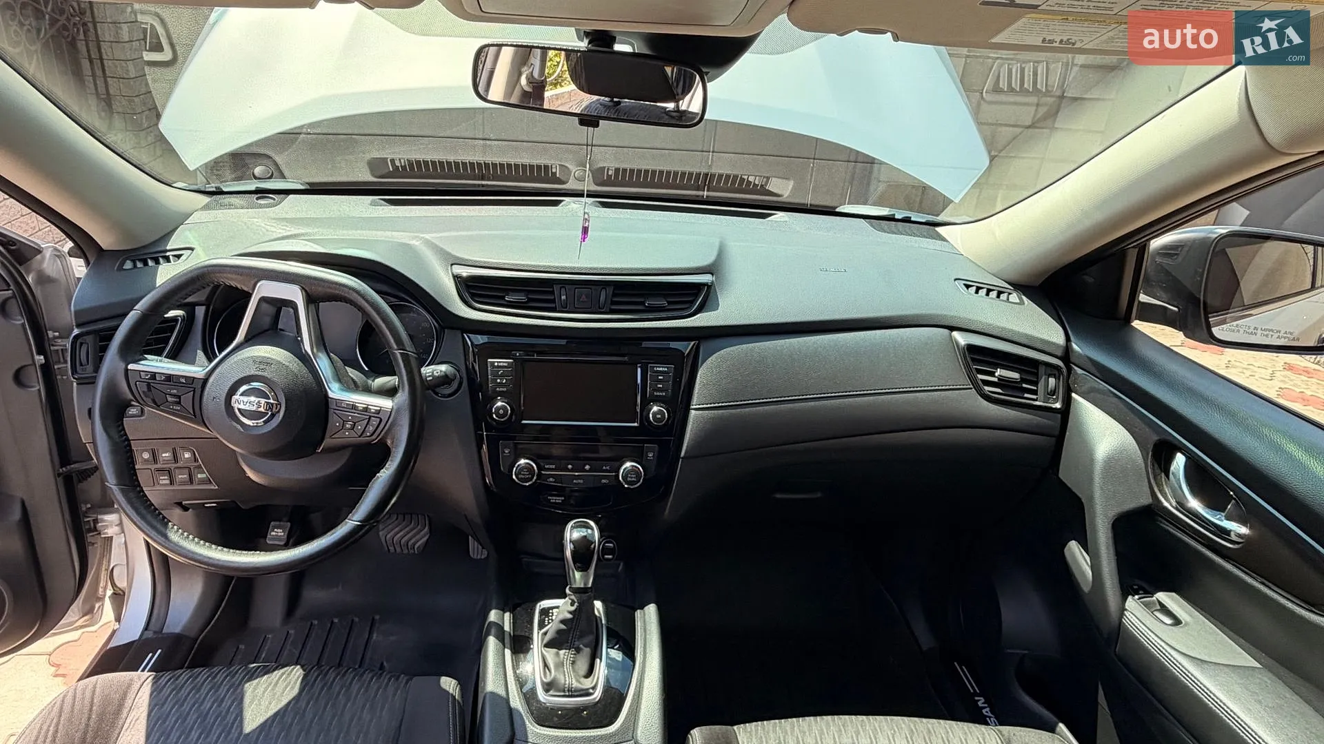 2019 Nissan Rogue - мініатюра 14