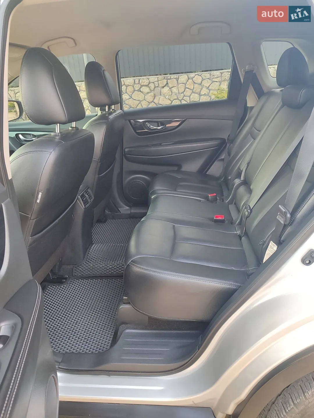 2019 Nissan Rogue - мініатюра 8