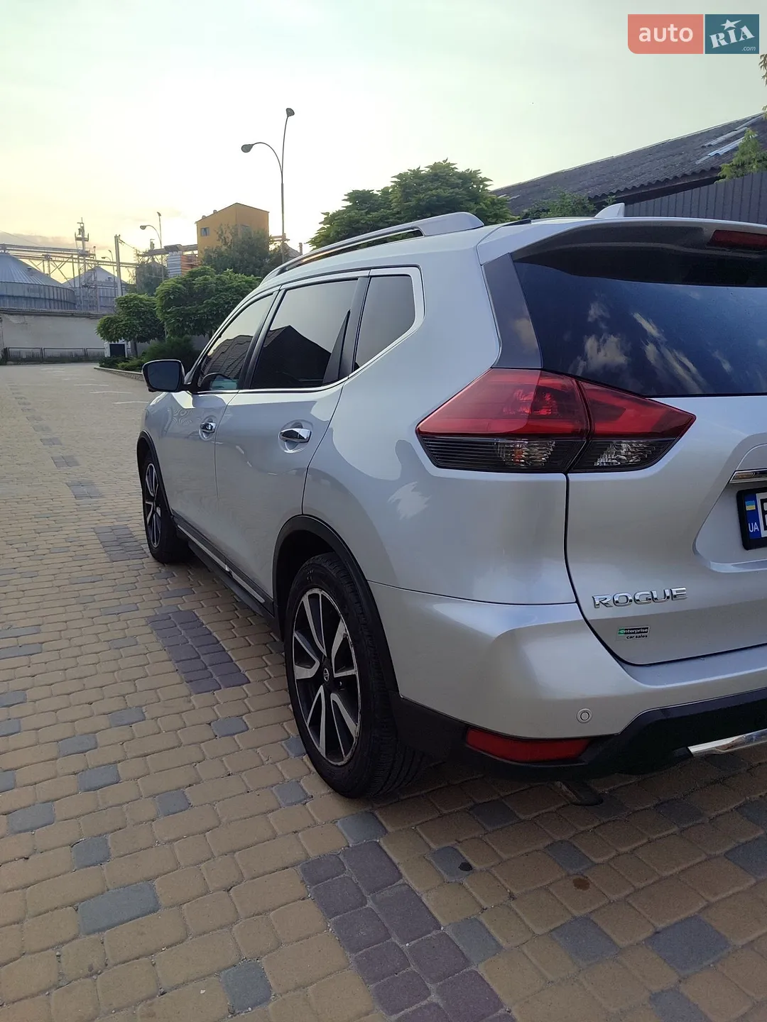 2019 Nissan Rogue - мініатюра 5