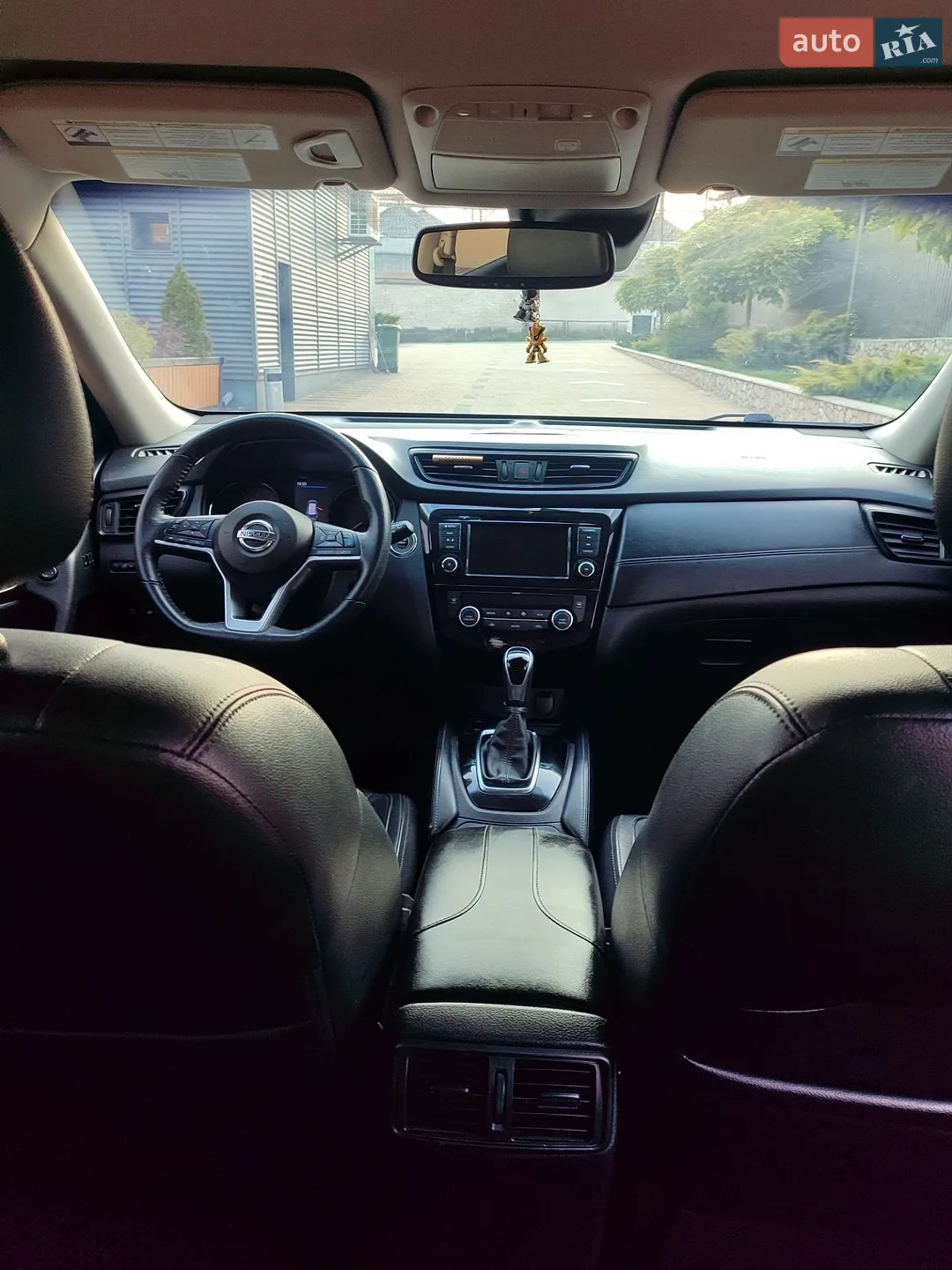 2019 Nissan Rogue - мініатюра 13