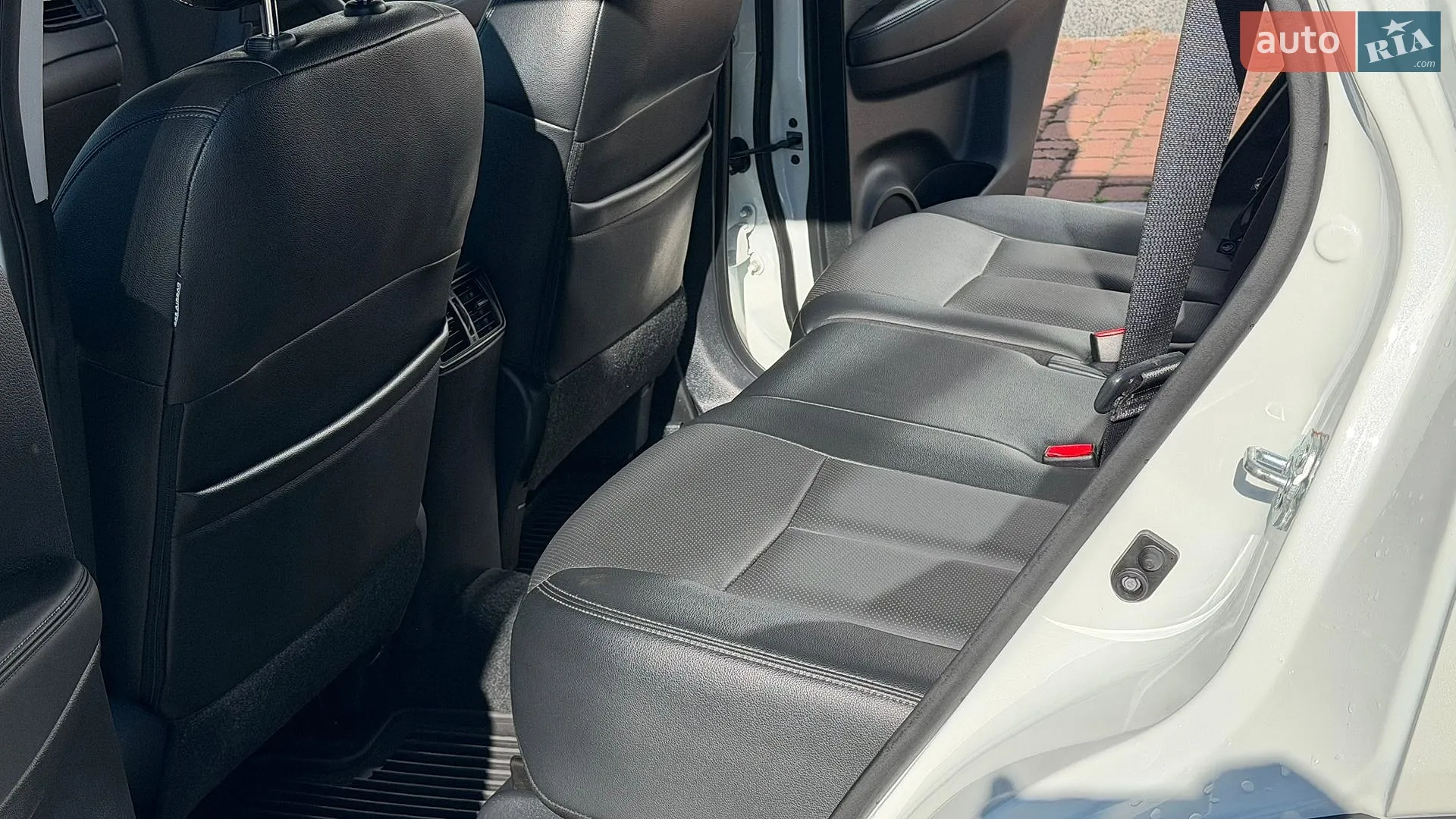 2016 Nissan Rogue - мініатюра 22