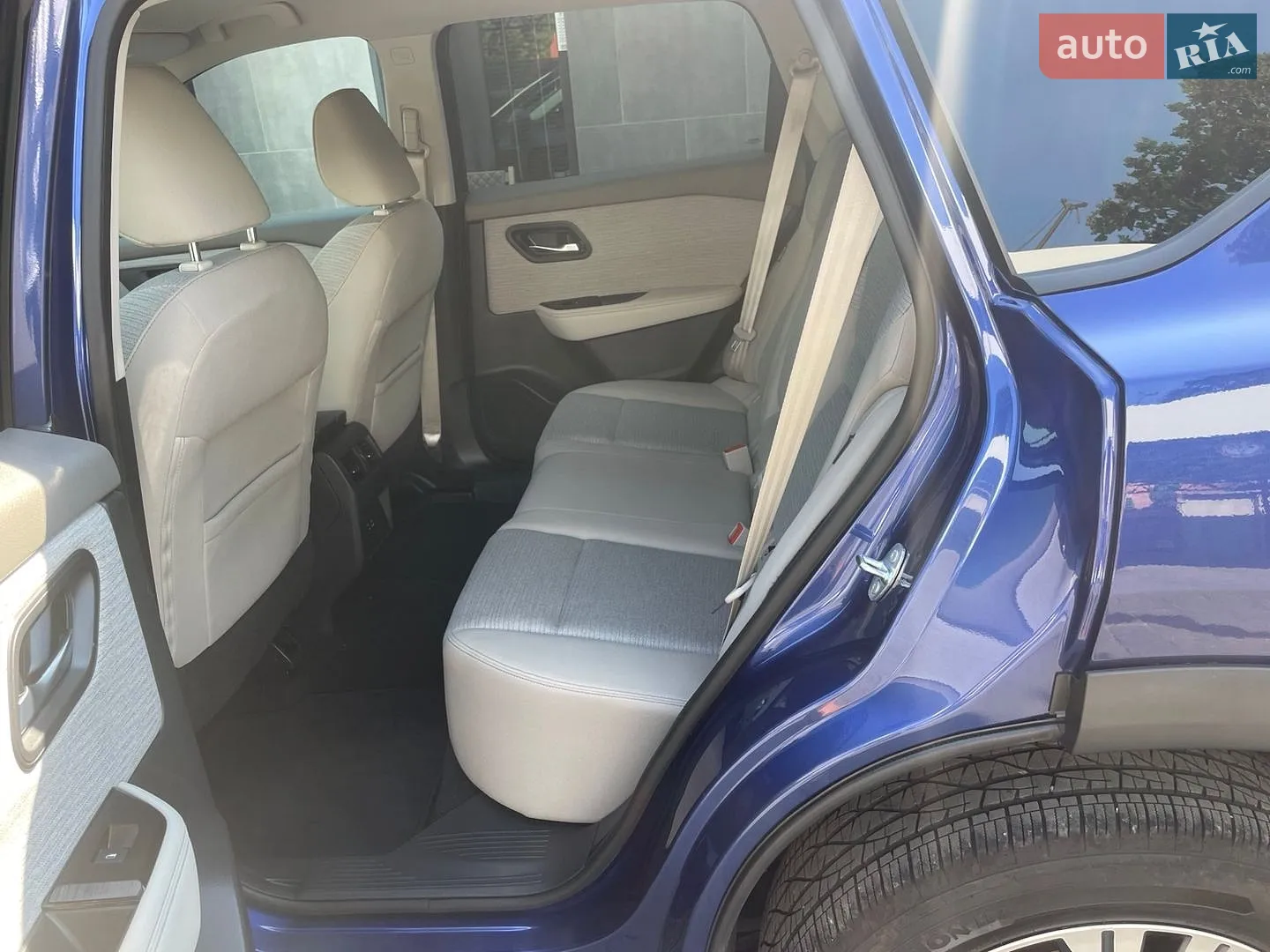 2021 Nissan Rogue - мініатюра 16