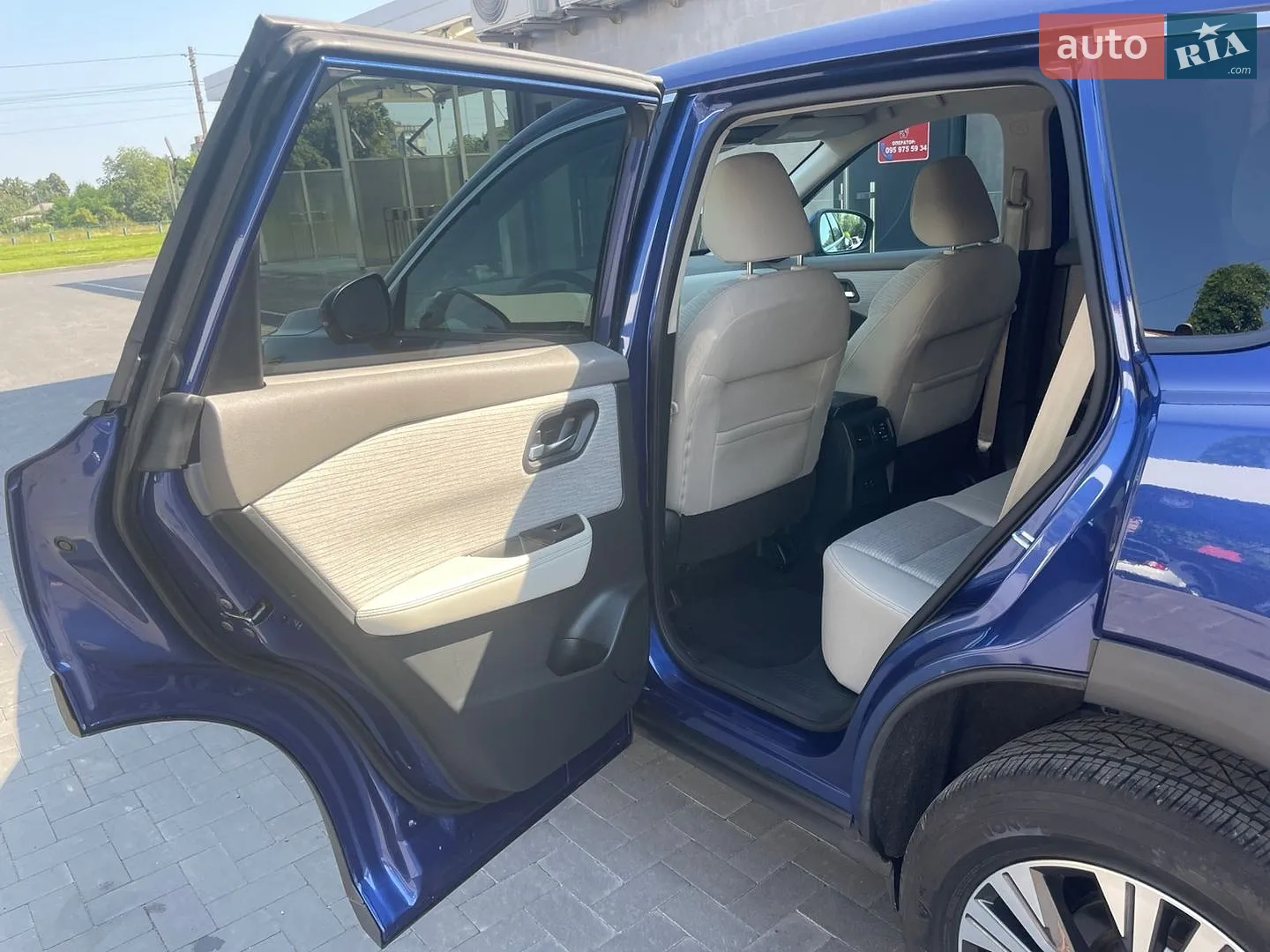 2021 Nissan Rogue - мініатюра 15