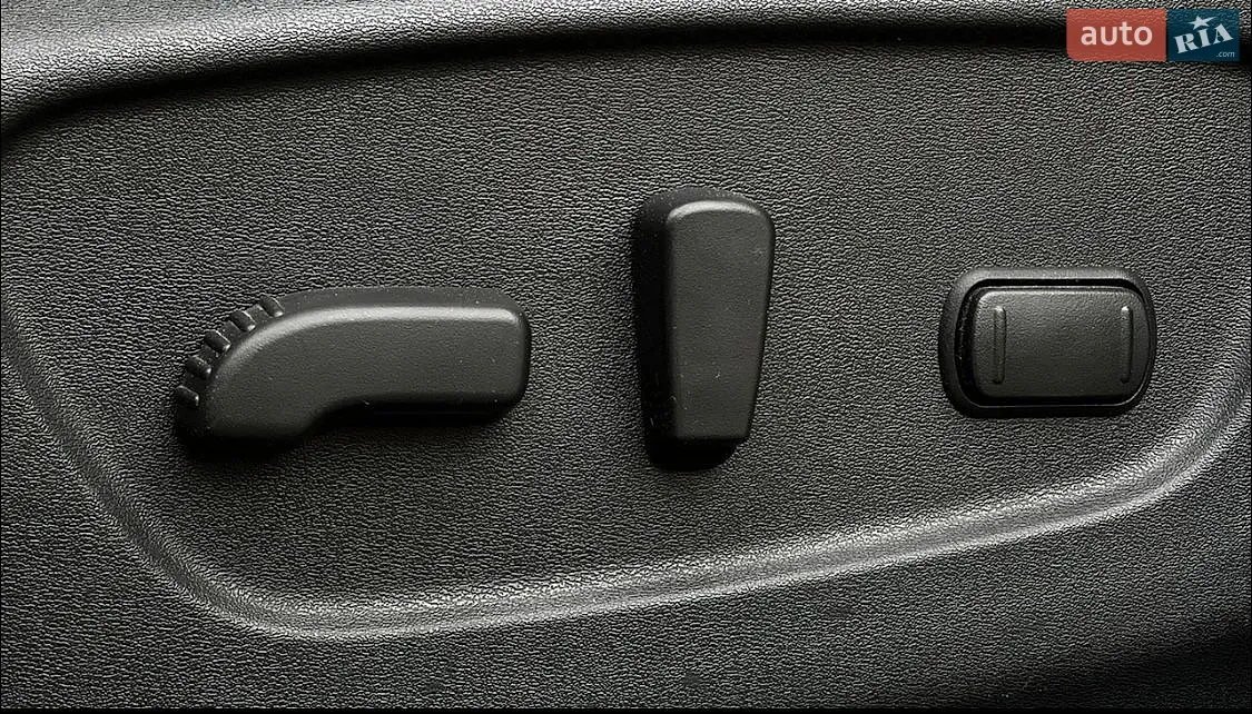 2016 Nissan Rogue - мініатюра 16