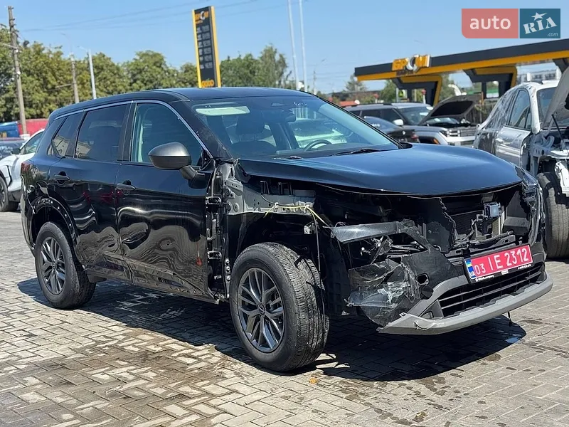 Nissan Rogue