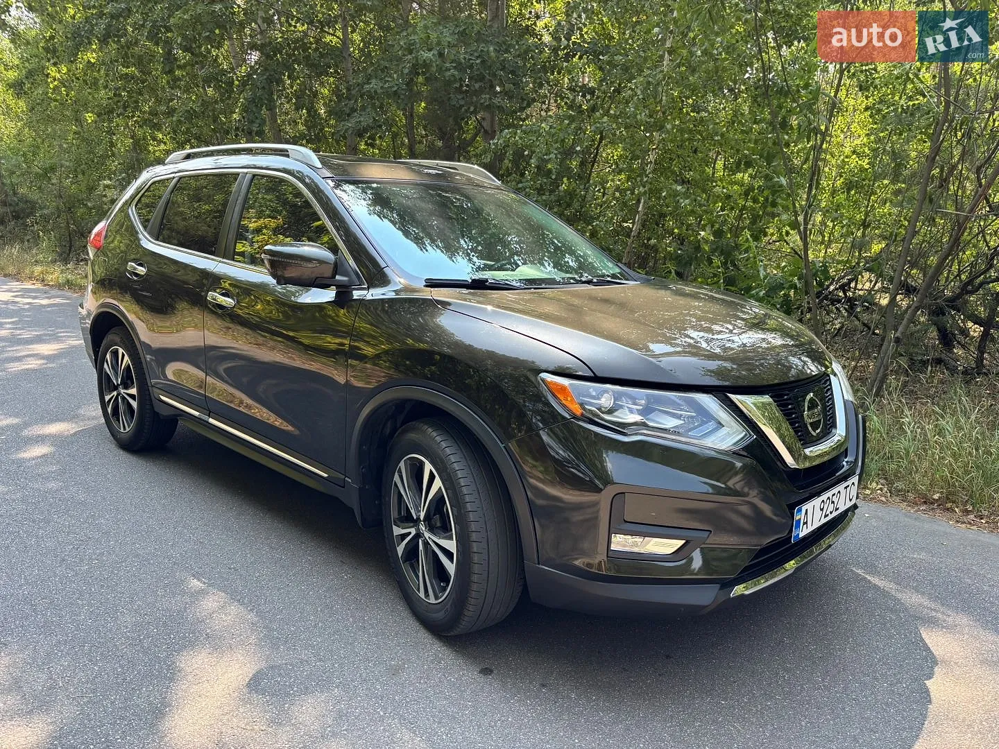 2017 Nissan Rogue - мініатюра 2