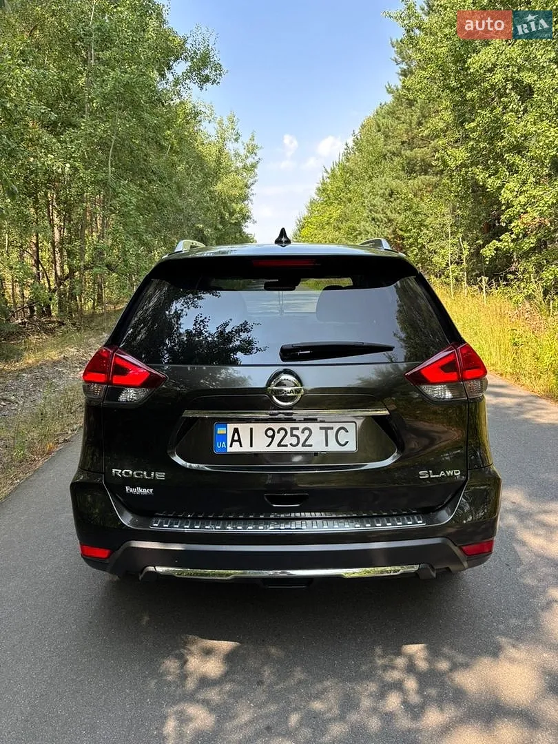 2017 Nissan Rogue - мініатюра 8