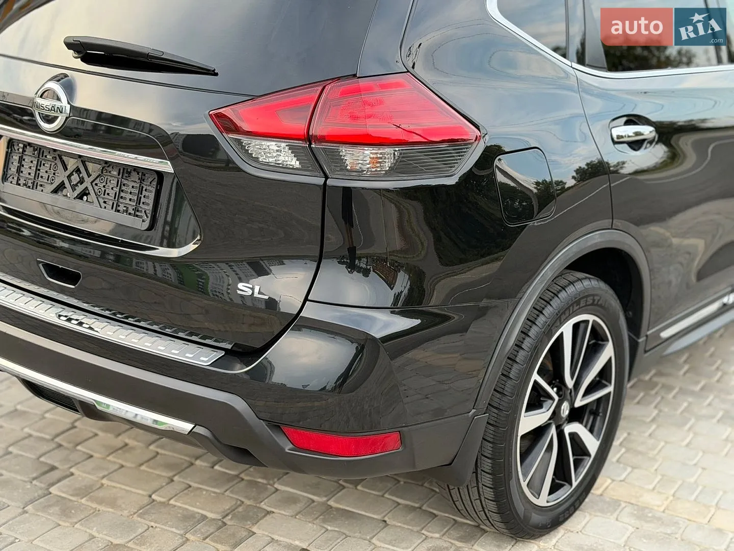 2017 Nissan Rogue - мініатюра 8