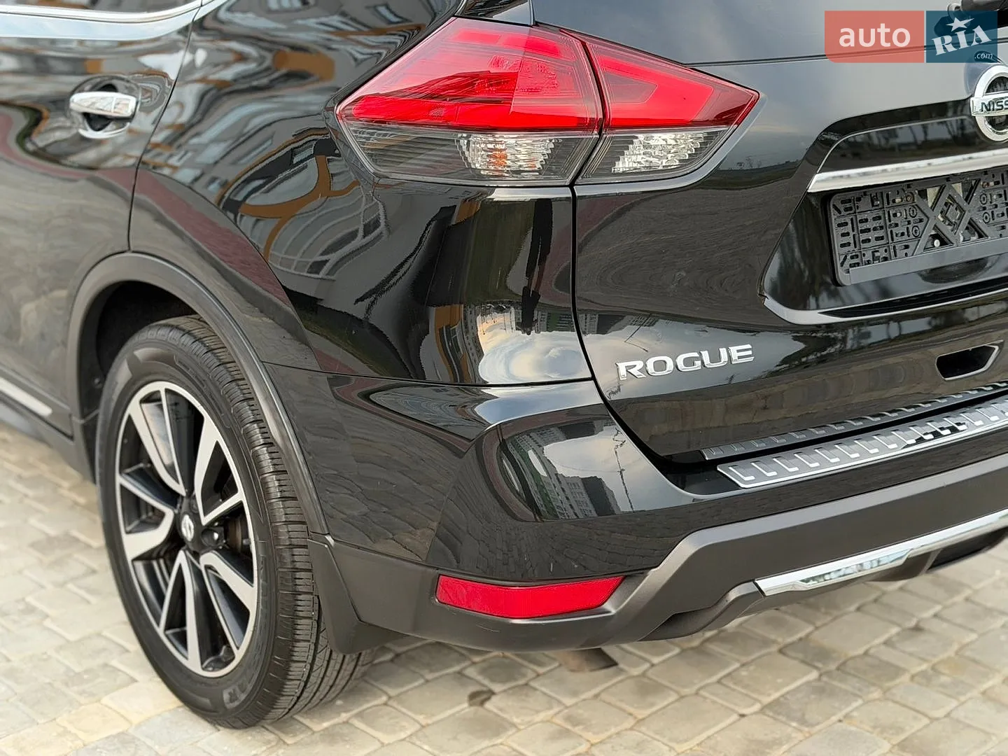 2017 Nissan Rogue - мініатюра 9
