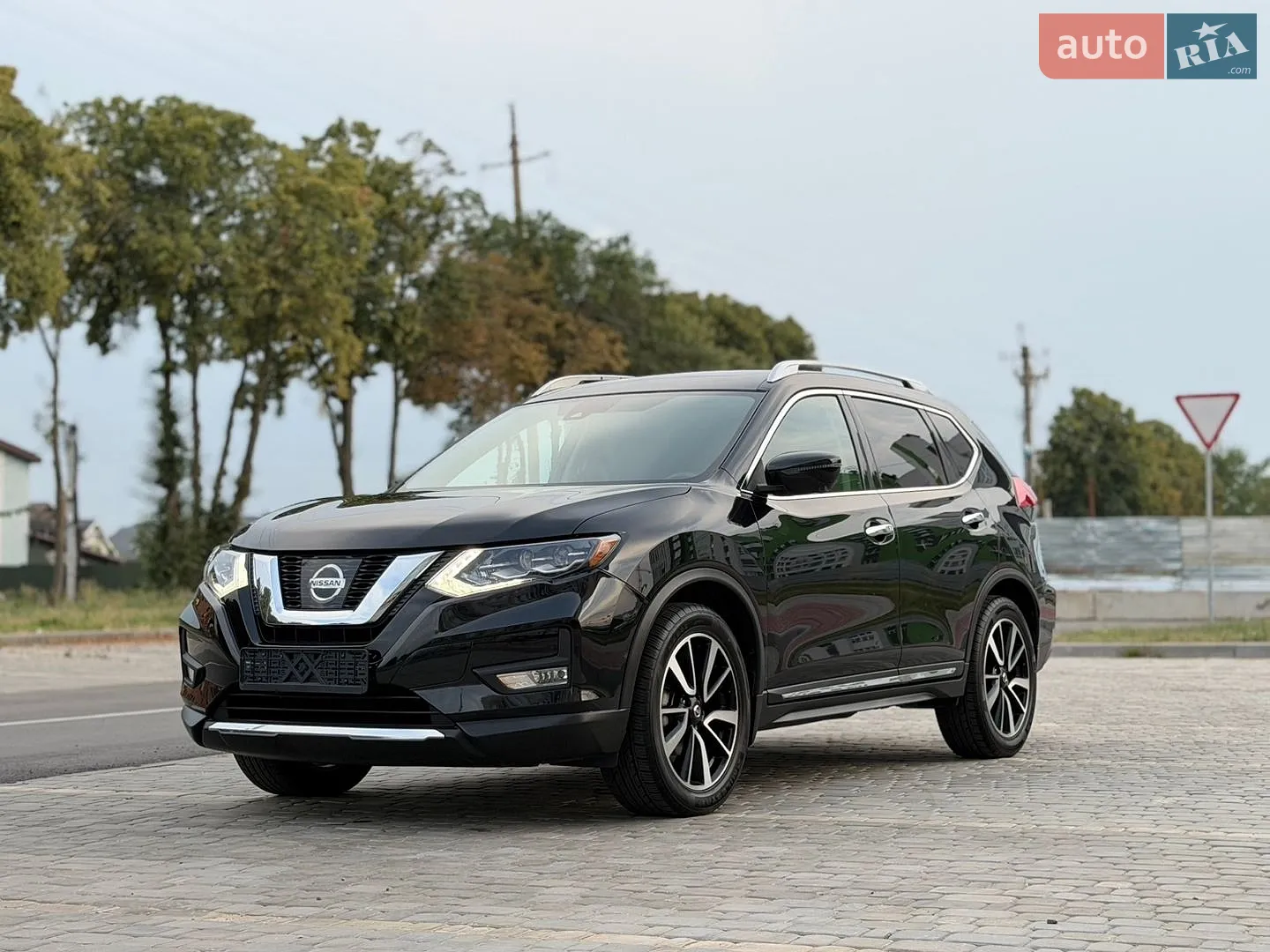 2017 Nissan Rogue - мініатюра 18
