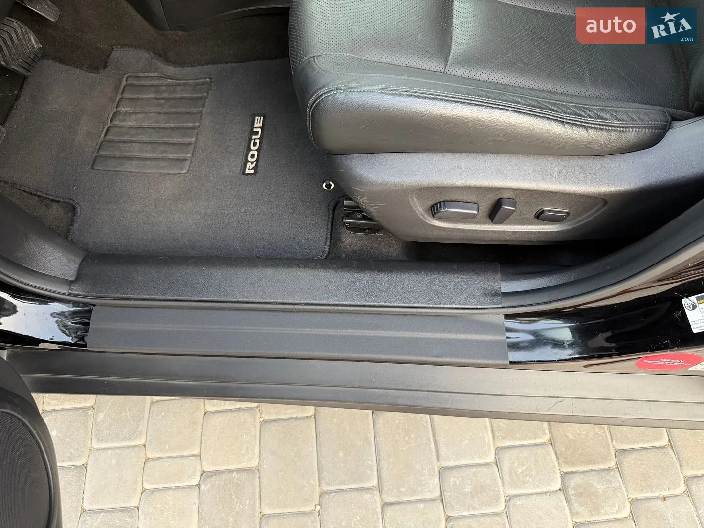 2017 Nissan Rogue - мініатюра 31