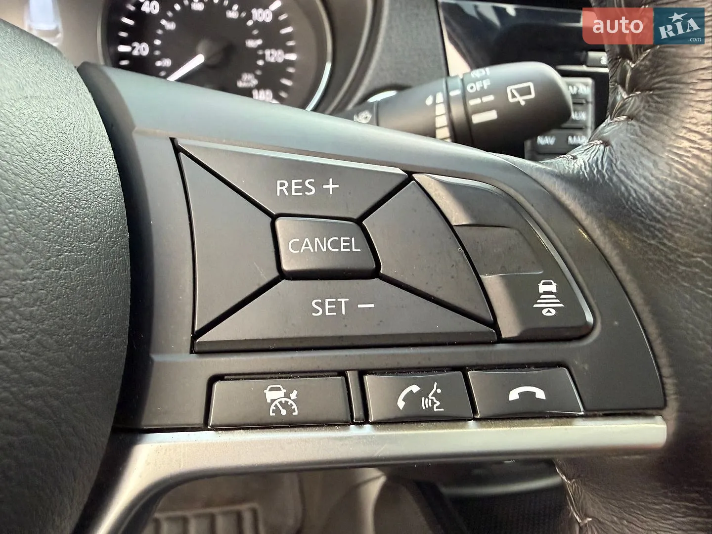 2017 Nissan Rogue - мініатюра 40