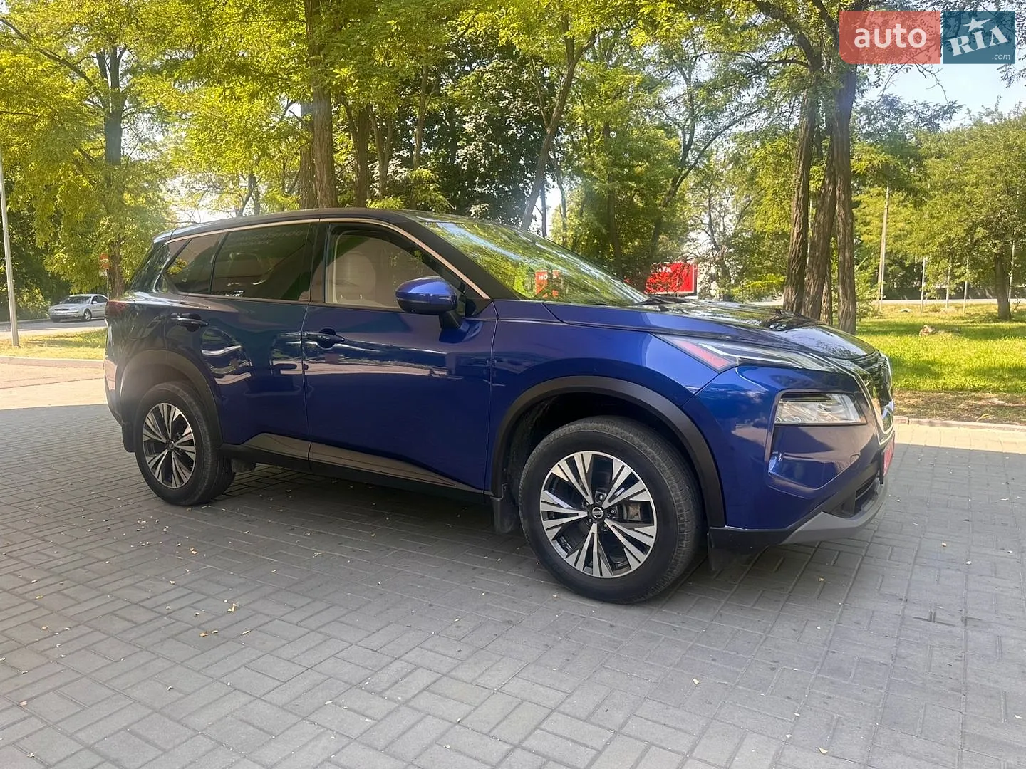 2021 Nissan Rogue - мініатюра 10