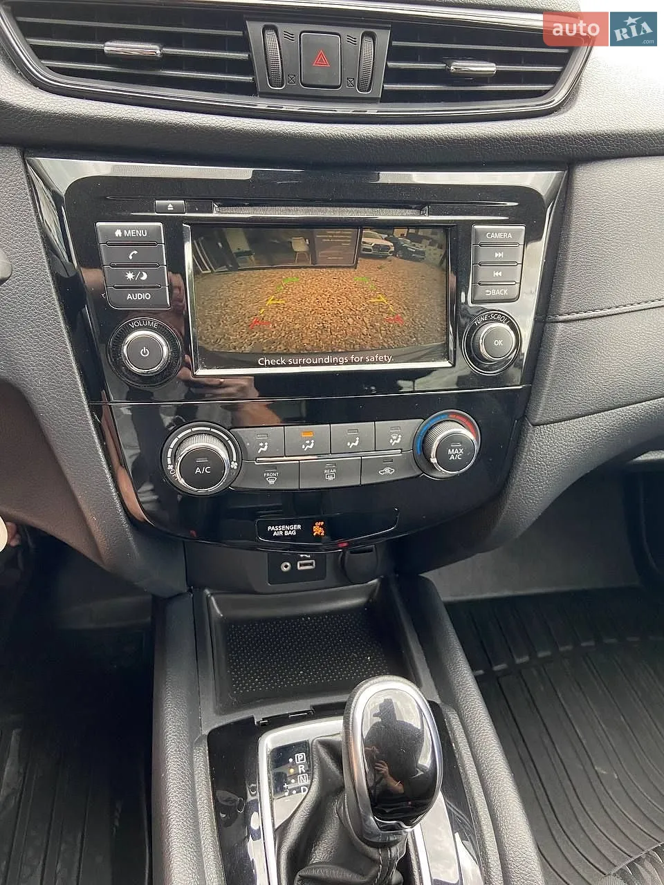2019 Nissan Rogue - мініатюра 17