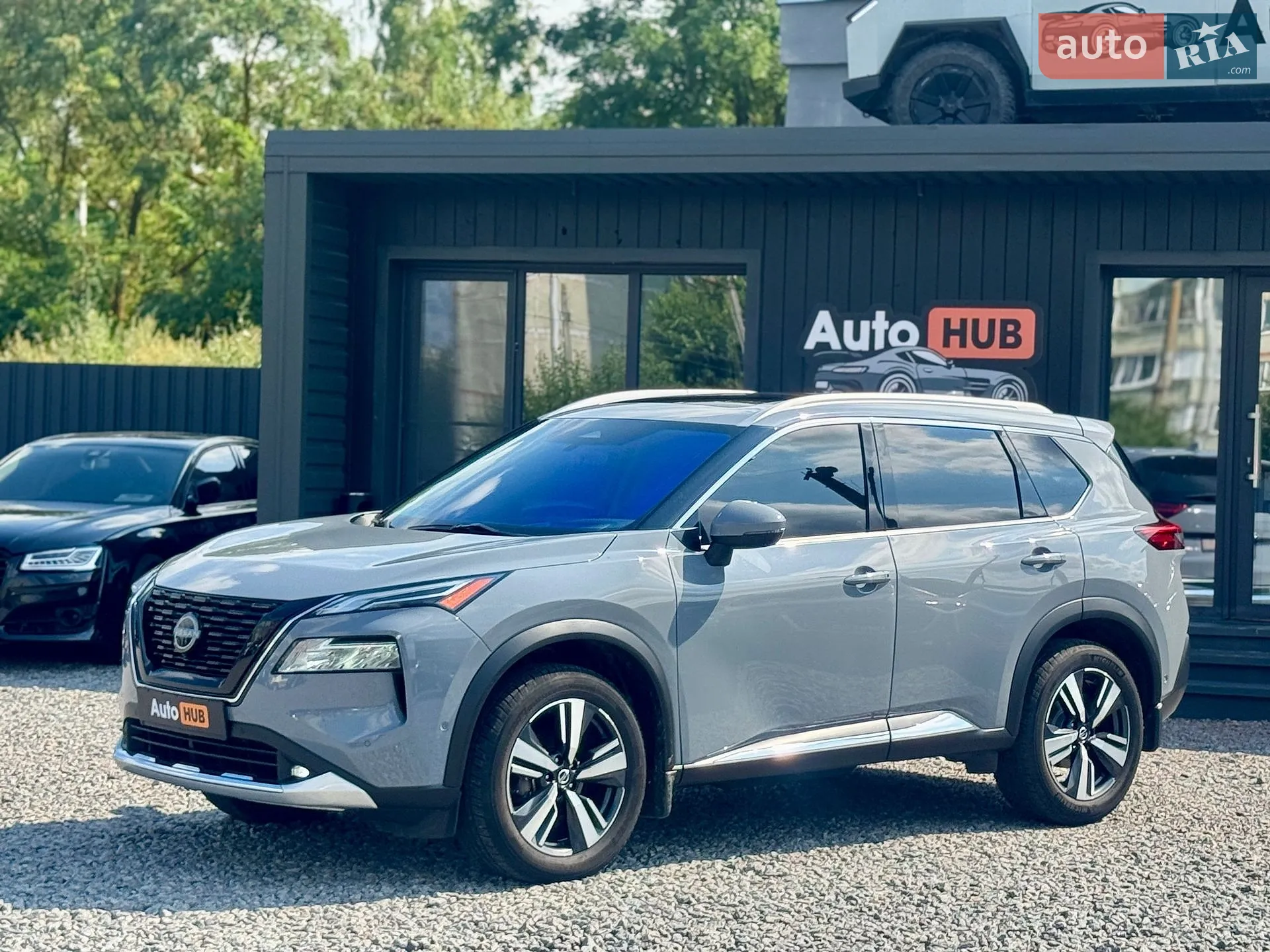2021 Nissan Rogue - мініатюра 2