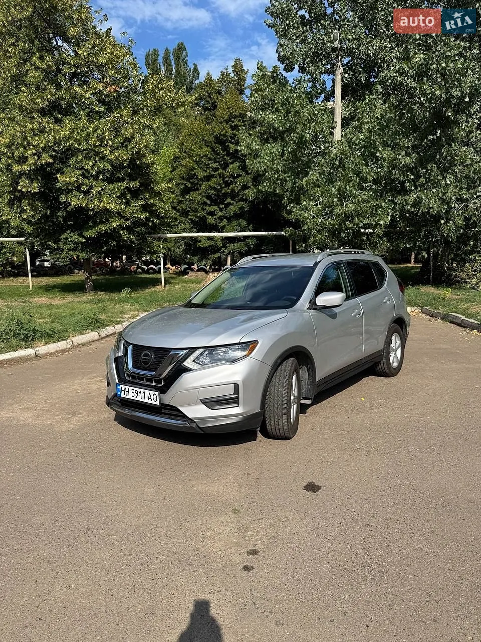 2017 Nissan Rogue - мініатюра 2