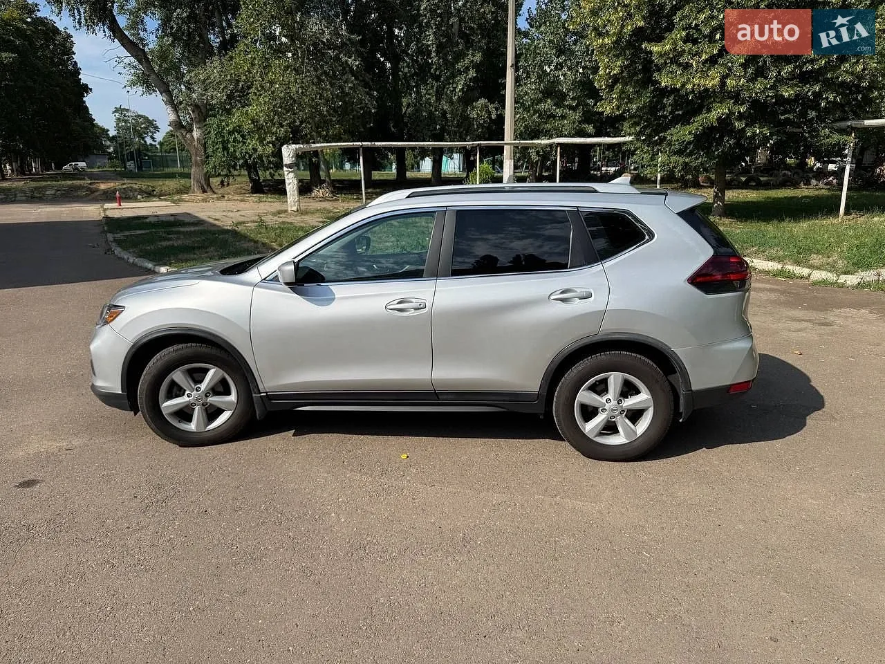 2017 Nissan Rogue - мініатюра 6
