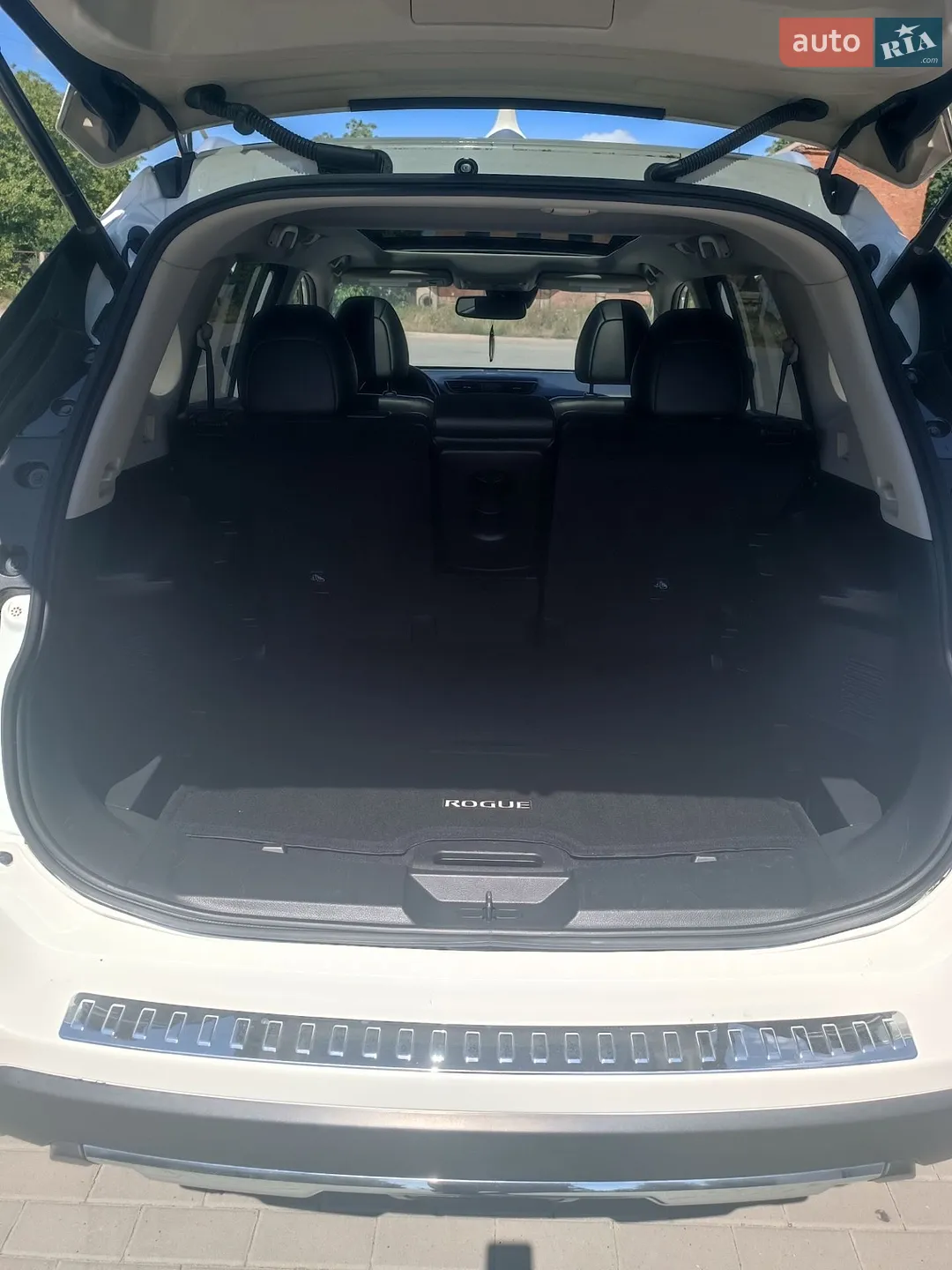 2018 Nissan Rogue - мініатюра 8