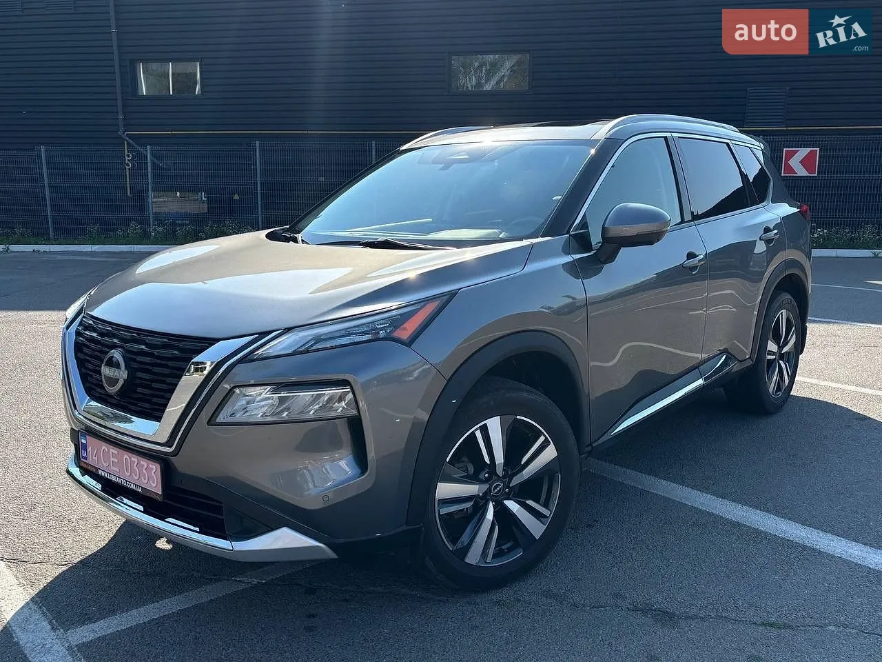 2022 Nissan Rogue - мініатюра 2