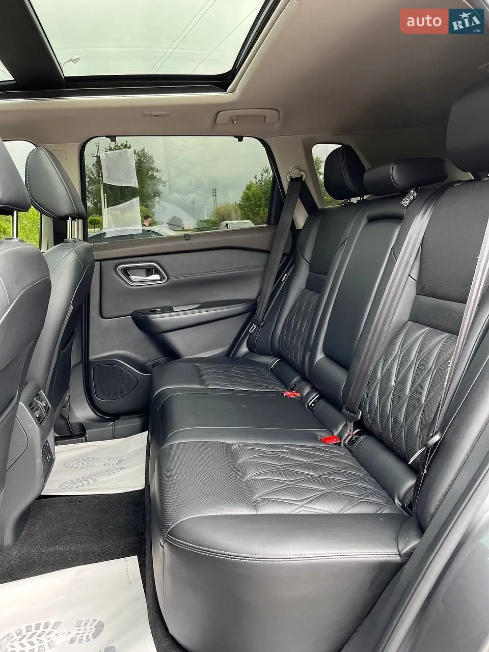 2021 Nissan Rogue - мініатюра 16