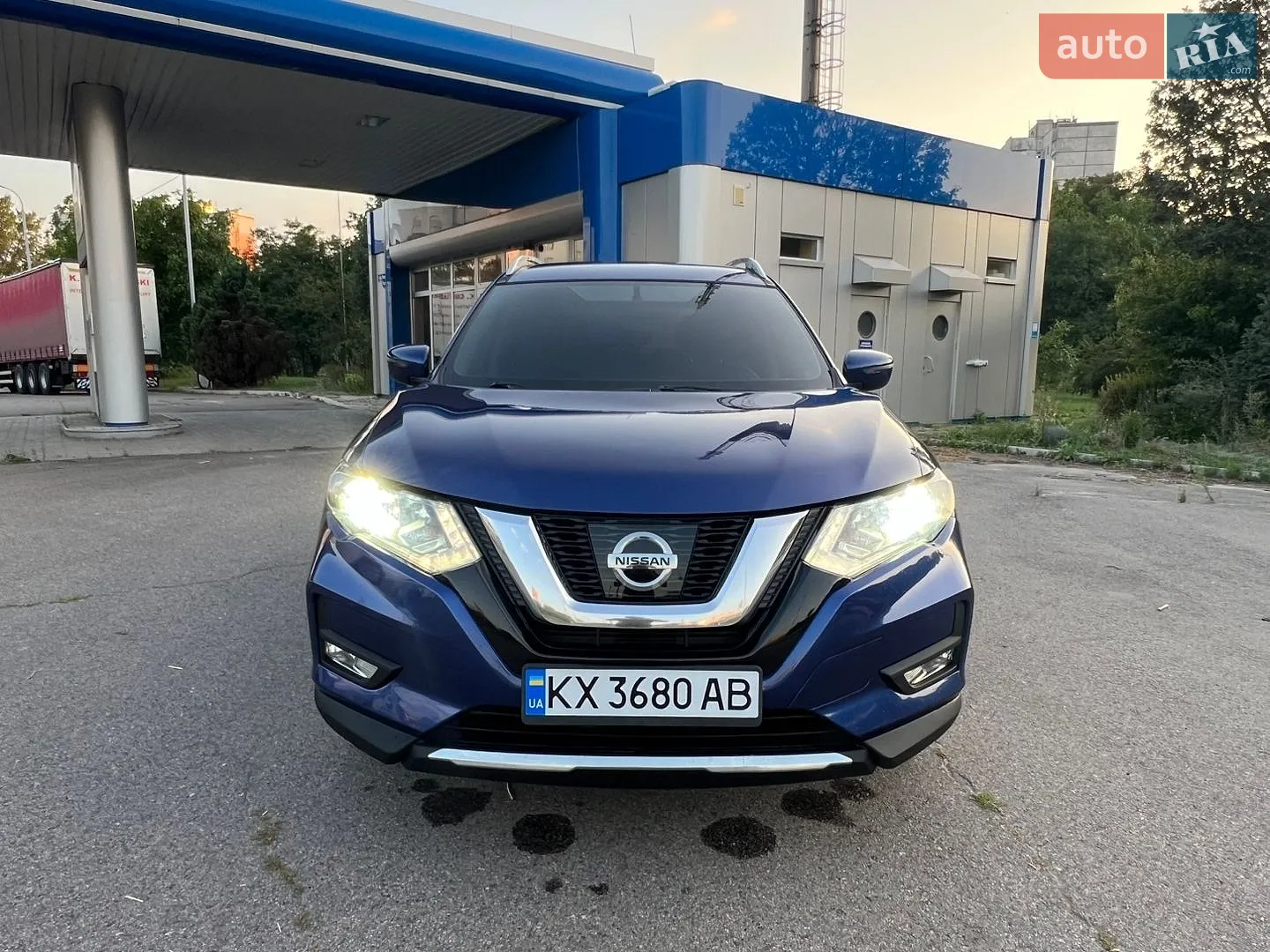 2017 Nissan Rogue - мініатюра 2