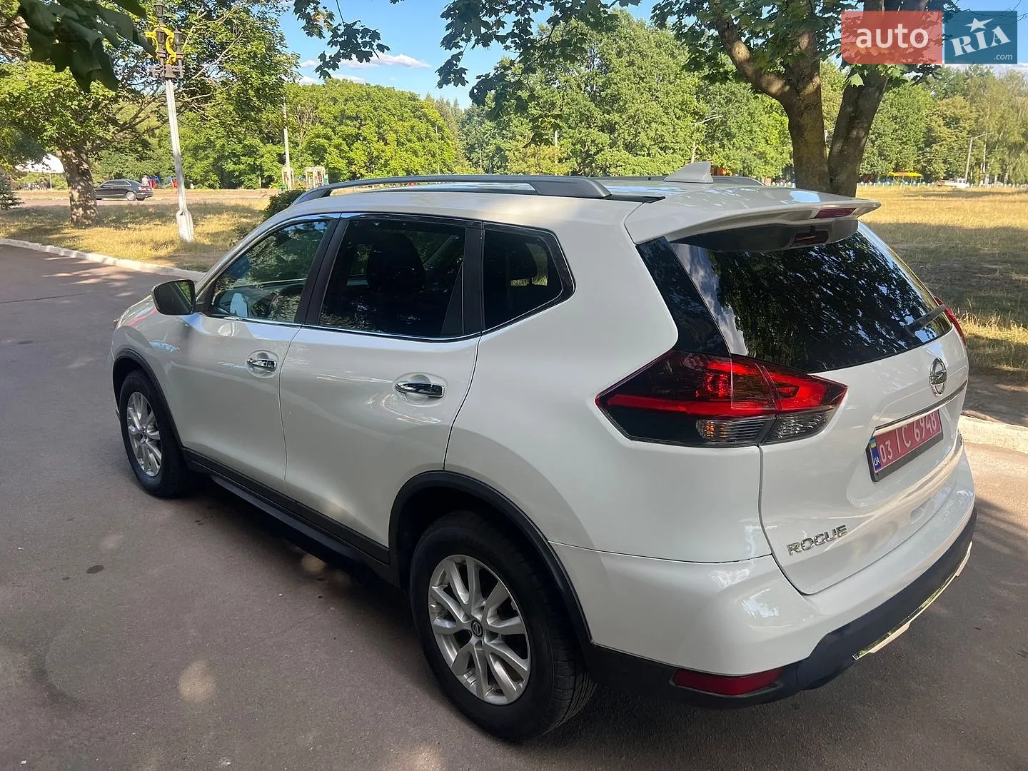 2017 Nissan Rogue - мініатюра 5