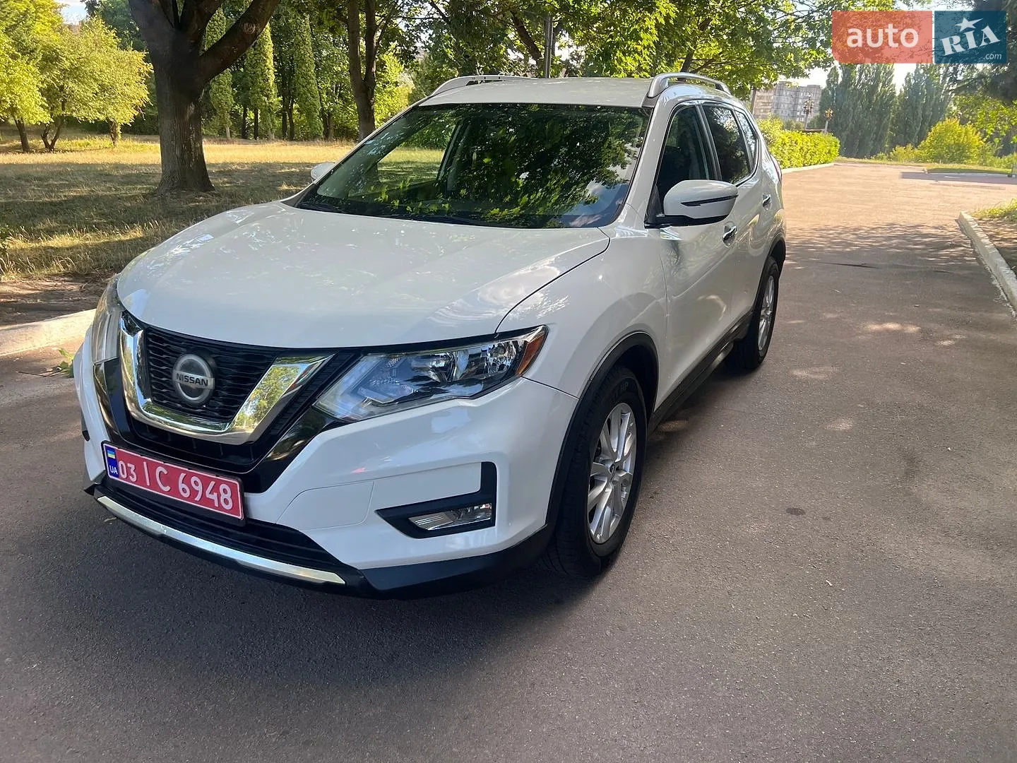 2017 Nissan Rogue - мініатюра 12