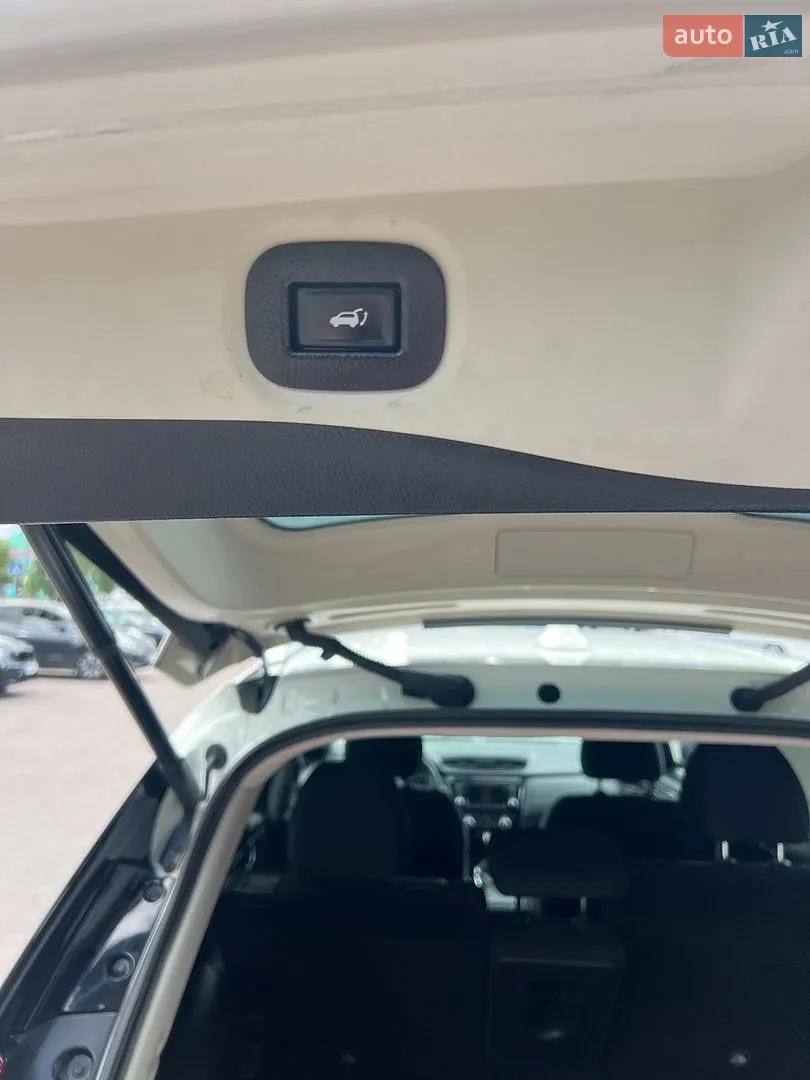 2017 Nissan Rogue - мініатюра 23